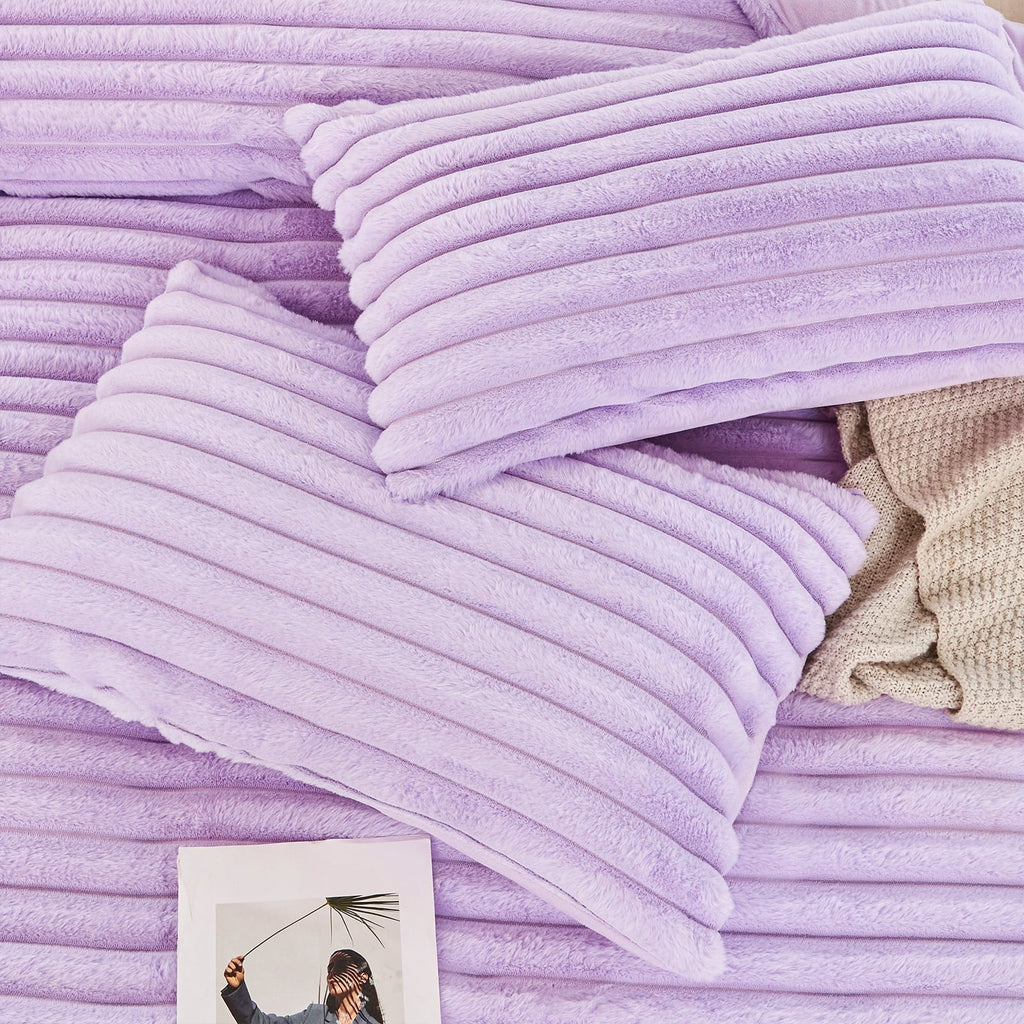 Hypoallergenic Cloud Fleece Twin Comforter Set, Light Purple Super Soft Furry Plush Bedding, Luxury Fluffy Fuzzy Heavy Bed Set for Winter ... - All-Season Down Alternative Comforter Insert Detail