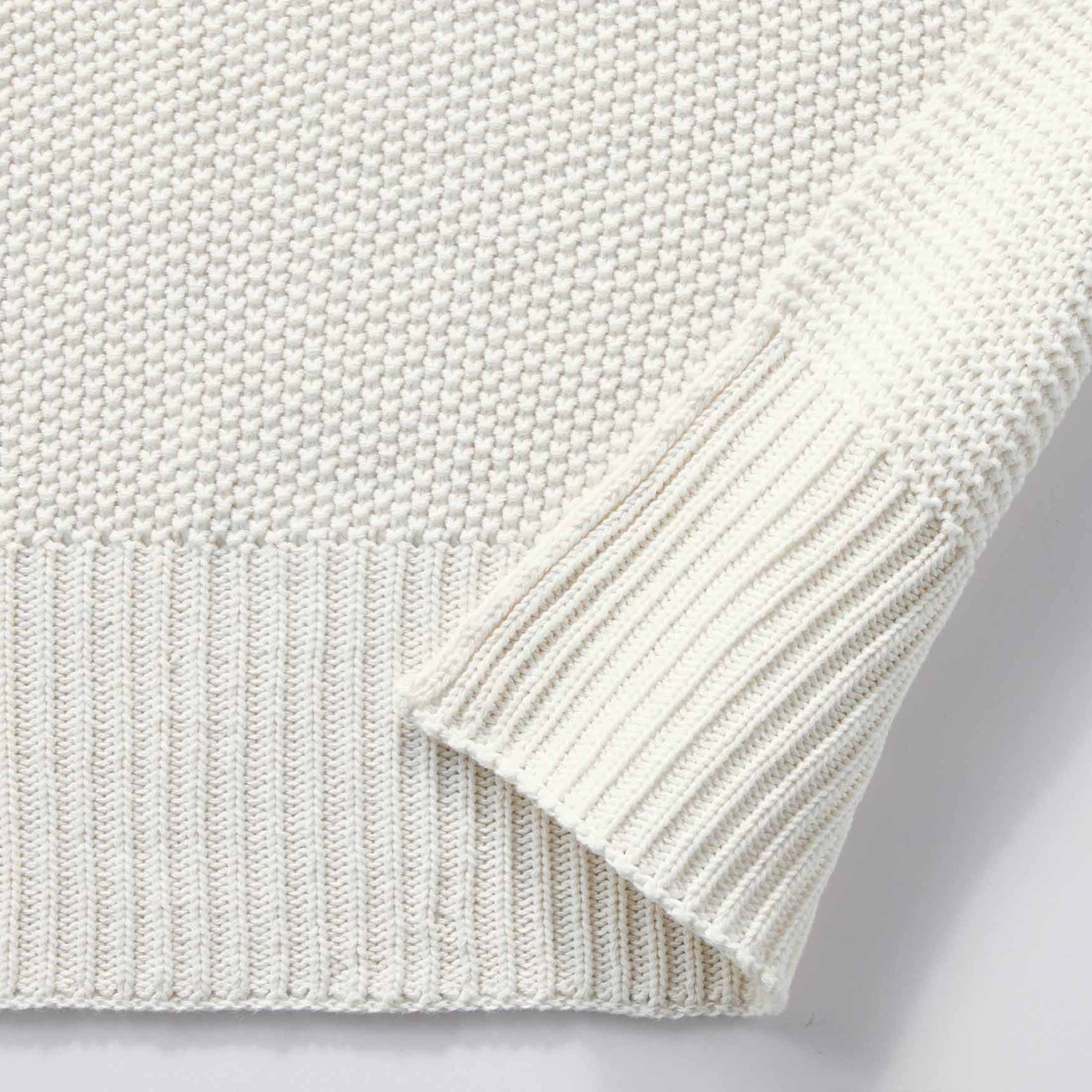 Reversible Sherpa Chunky Knit Papyrus Throw, Cotton-Blend, 50"x60", 2.3 lb, All Ages - Super Soft Reversible Sherpa Flannel Blanket Detail