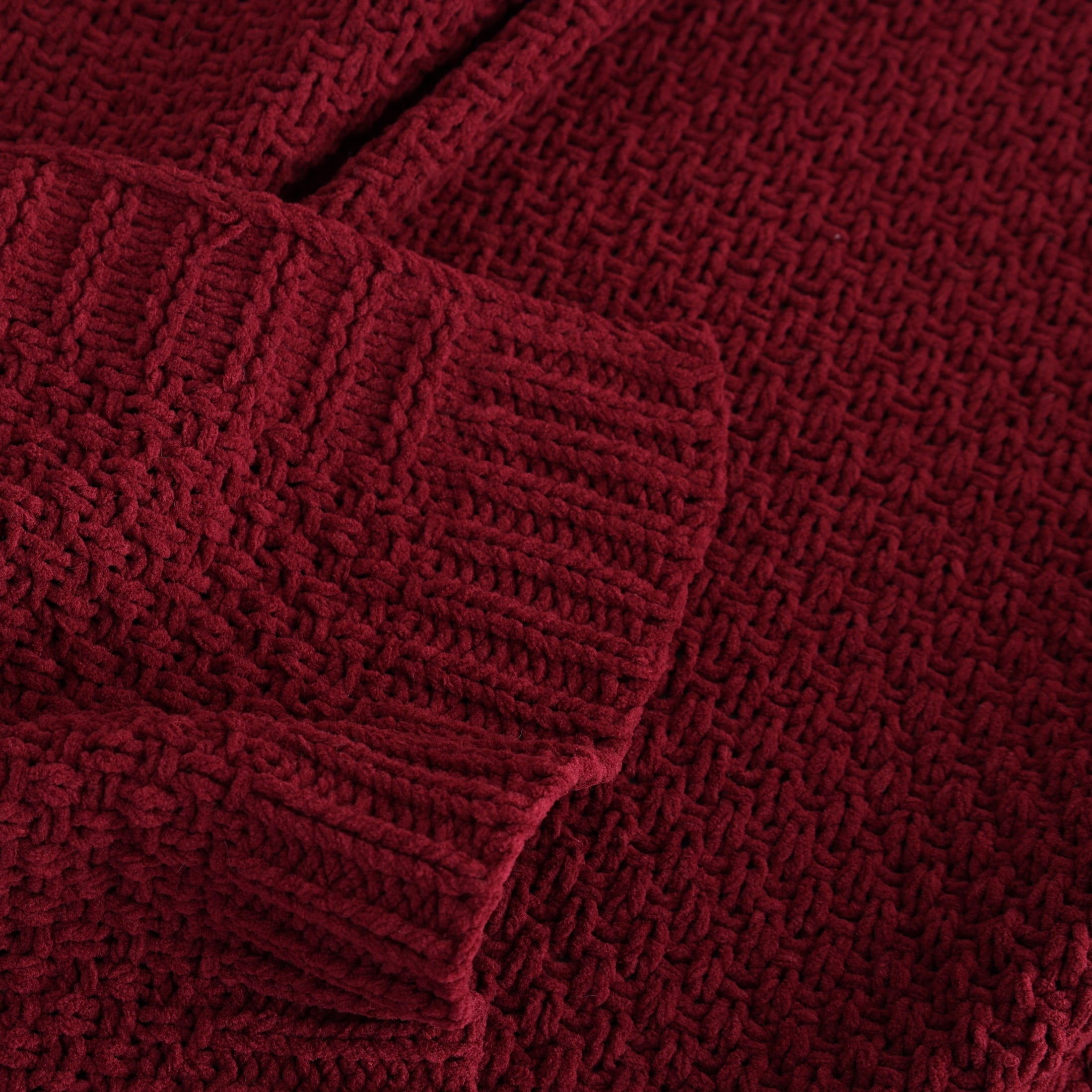 Cozy Fleece Chenille Knit Super Soft Oversized Throw Blanket, Merlot Wine - Cozy Fleece Throw Blanket for Couch & Bed Detail