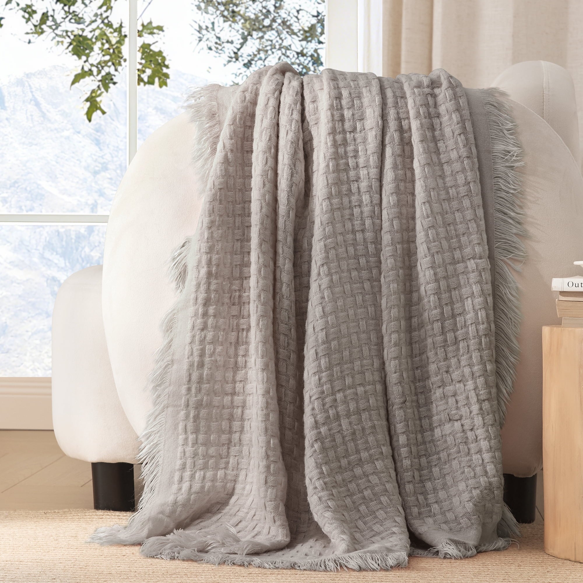 Cozy Fleece Knitted Throw Blanket with Fringes for Couch, Soft and Warm Textured Throw for All Season, Lightweight Breathable Roo... - Lightweight Plush Warm Blanket for All Seasons Detail