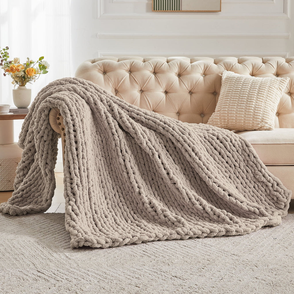 Cozy Fleece Chunky Knit Throw Blanket Handmade Soft Throws for Couch Sofa Bed, 50" x 60" Taupe - Cozy Fleece Throw Blanket for Couch & Bed Detail