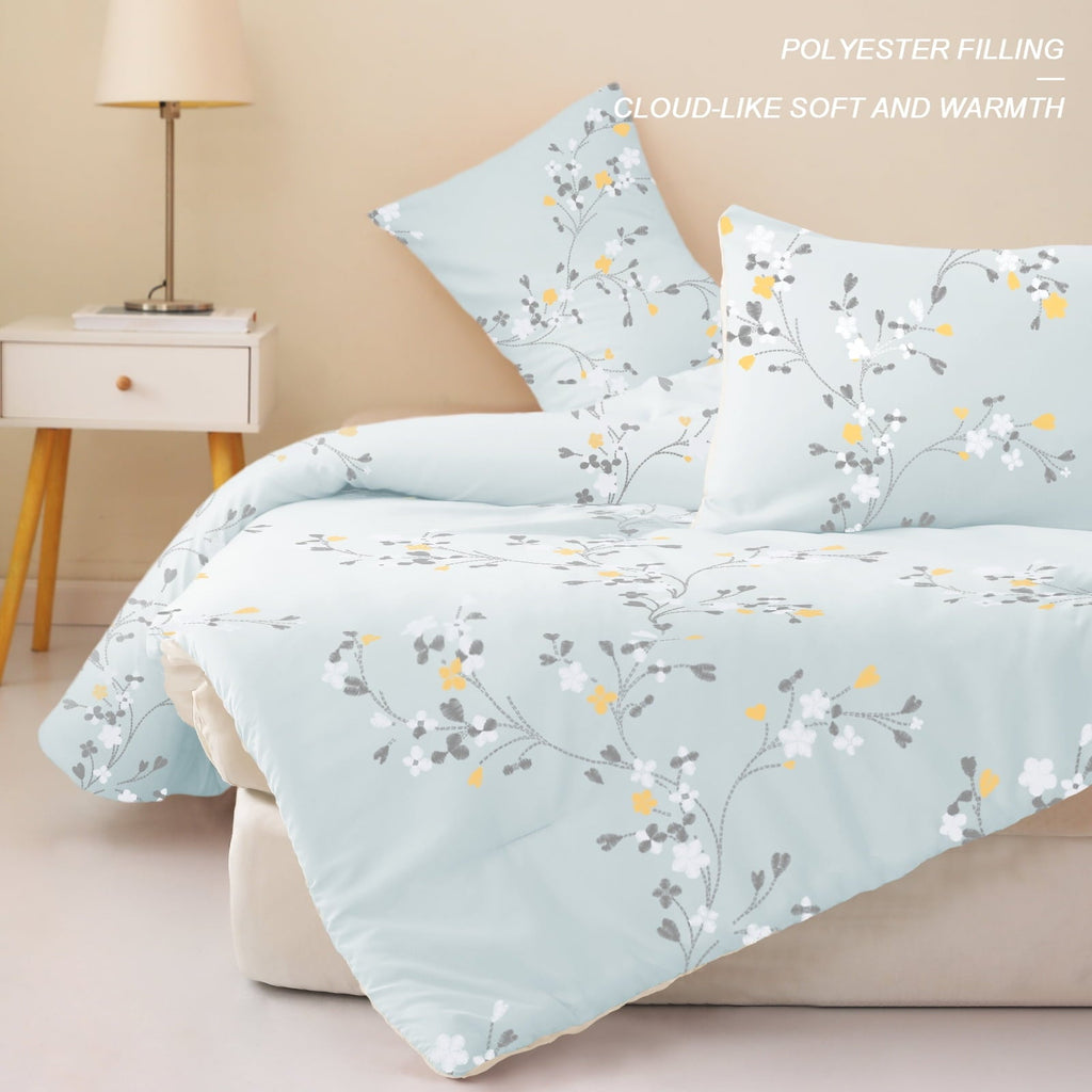 Fluffy Down Alternative 3-Piece Floral King Size Comforter Set, Microfiber Bedding Down Alternative Comforter for All Seasons with 2 Pillow S... - Luxurious Quilted Duvet Cover Set Detail