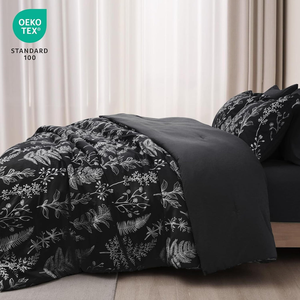 Fluffy Down Alternative 3 Pieces Printed Comforter Set Queen Size, Lightweight Botanical Floral Bed in a Bag, Ultra Soft Bedding Set with 1 R... - Luxurious Quilted Duvet Cover Set Detail