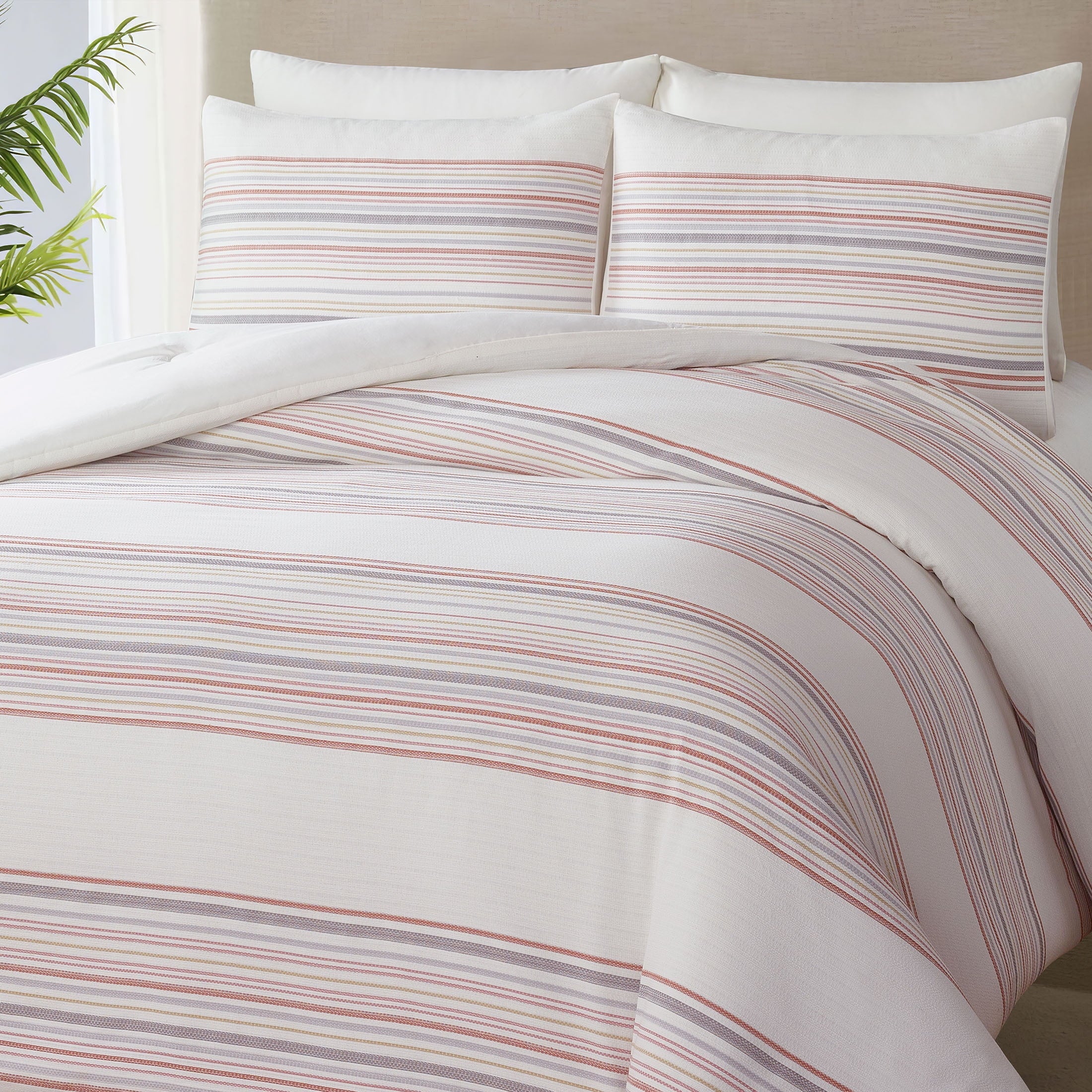 Luxurious Quilted 3-Piece Red Yarn Dye Stripe Comforter Set, Full/Queen - Cloud-Like Soft Lightweight Bed Comforter Detail