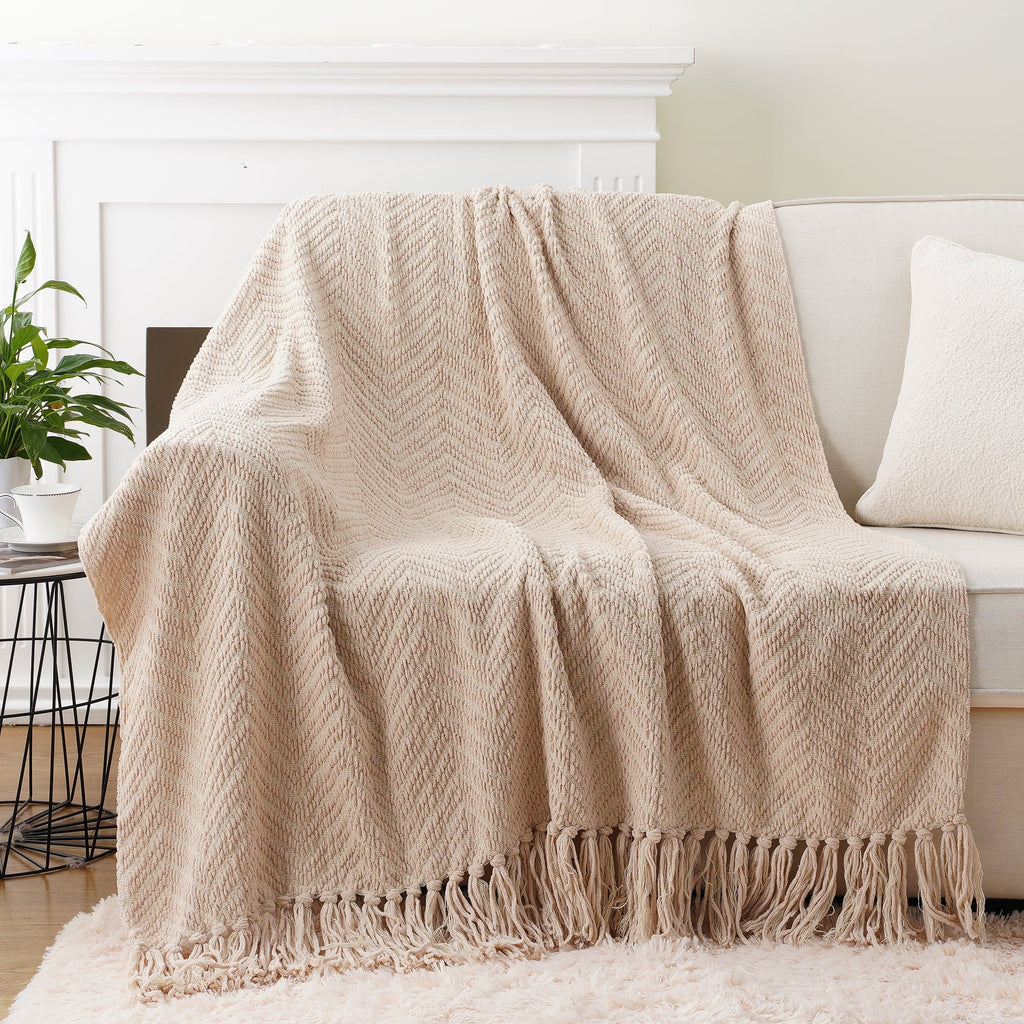 Reversible Sherpa Beige Throw Blanket,Textured Knitted Tan Throws with Tassels,Neutral Sofa Bed Throws,50"x60" - Super Soft Reversible Sherpa Flannel Blanket Detail