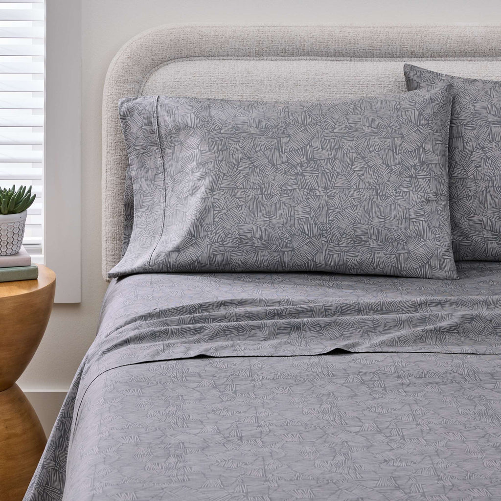 Cooling Sateen 300 Thread Count 4-Piece Cotton Percale Ziggy Geo Print Grey Flannel Bed Sheet Set, Full - Breathable Egyptian Cotton Flat & Fitted Sheets Detail