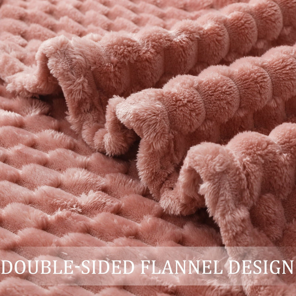 Super Soft Flannel Large Soft Fleece Throw Blanket, 50"x70" Stylish Jacquard Throw Blanket for Couch, Cozy, Warm, Lightweight Dusty Pink... - Super Soft Reversible Sherpa Flannel Blanket Detail