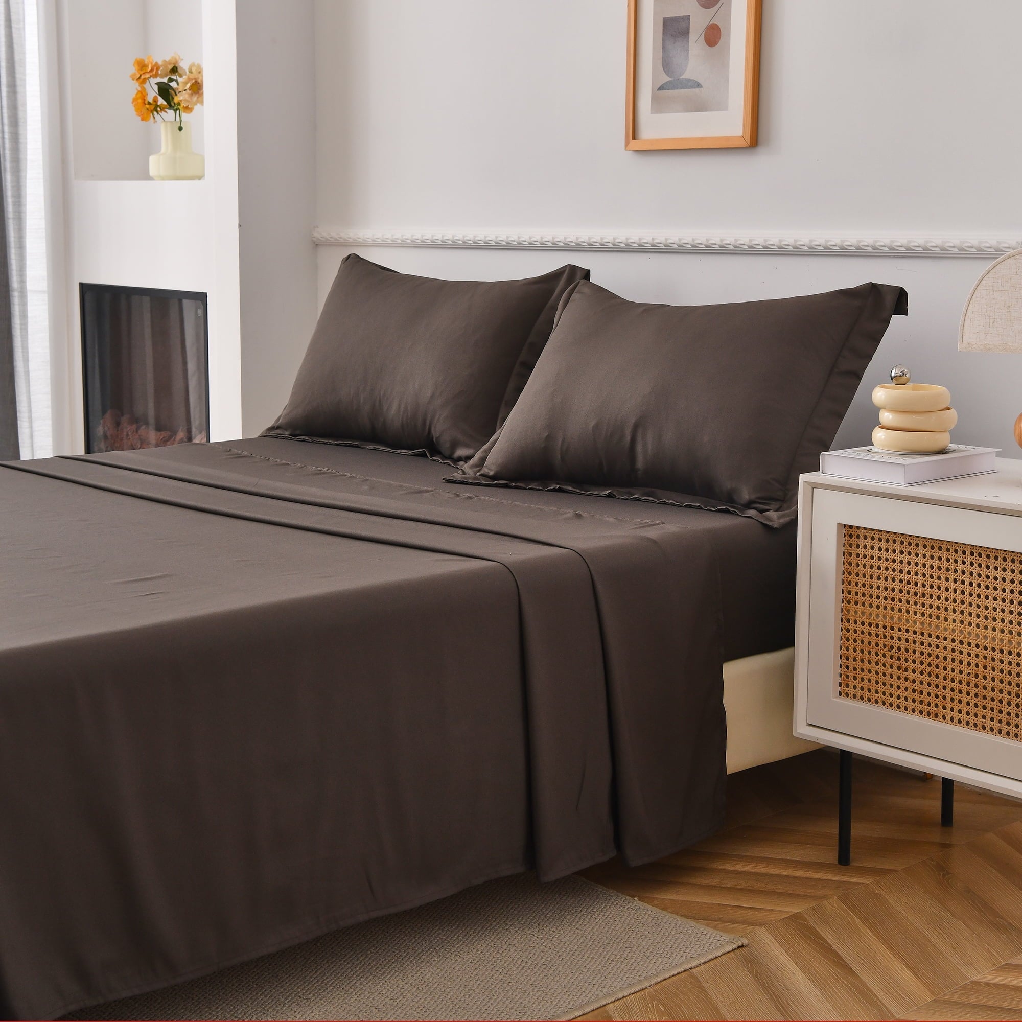 Premium Egyptian Cotton Bed Sheets Set 4 Piece Queen/Full Sheet Set Brown Gray Cotton Blend Fitted Sheet, Flat Sheet & 2 Pillowcases Bedding Set - Breathable Egyptian Cotton Flat & Fitted Sheets Detail