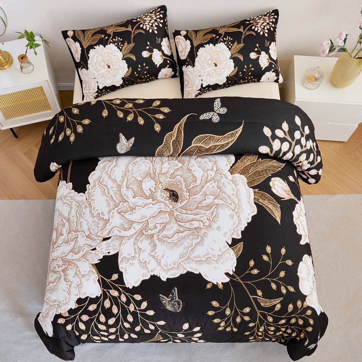 Heavyweight Warmth Black Floral Comforter Set Queen, Printed Comforter White Flowers Butterfly Bedding Set, 3 Pieces Botanical Reversibl... - Luxurious Quilted Duvet Cover Set Detail