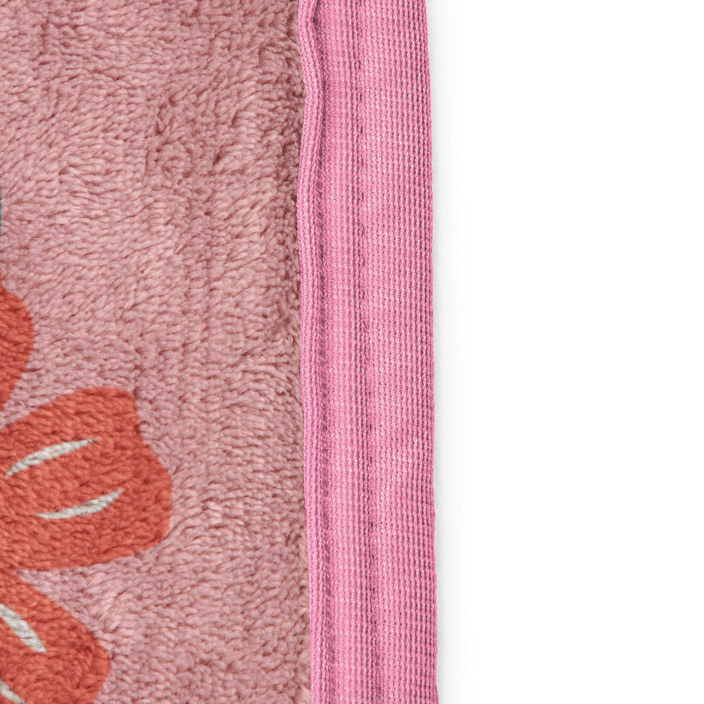 Decorative Knitted Floral Grace 46 x 60 Coral Fleece Kids Throw Blanket - Soft Bedding Accessories - Lightweight Plush Warm Blanket for All Seasons Detail