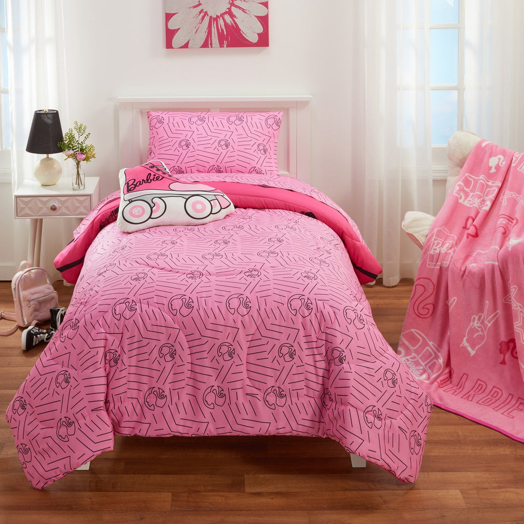 Heavyweight Warmth Kids 2 Piece Pink Black Chevron Reversible Comforter and Pillowcase set, Twin/full - Cloud-Like Soft Lightweight Bed Comforter Detail