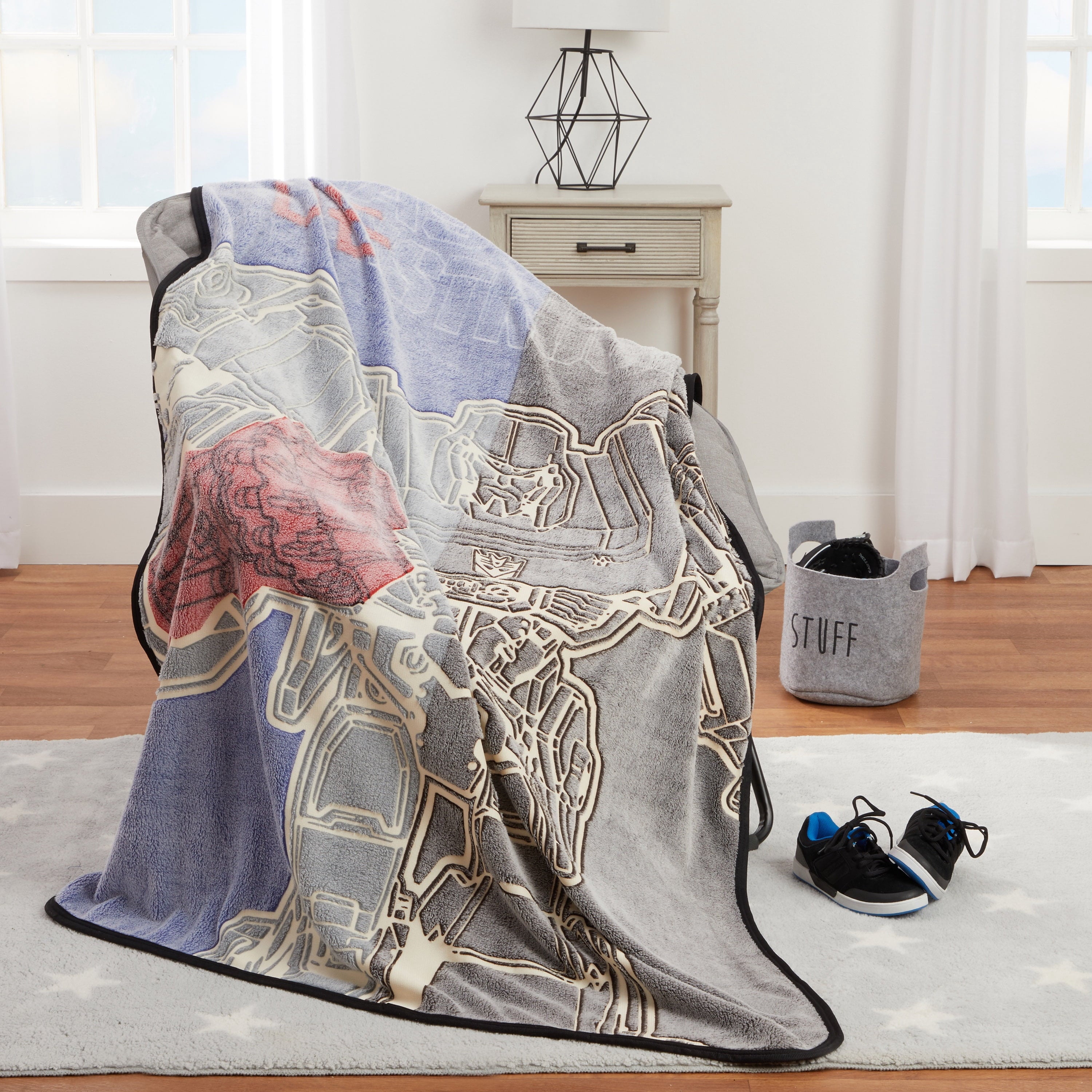 Reversible Sherpa Kids Fleece Throw Blanket, 46x60, Glows-In-The-Dark - Luxury Knitted Decorative Throw Blanket with Fringes Detail