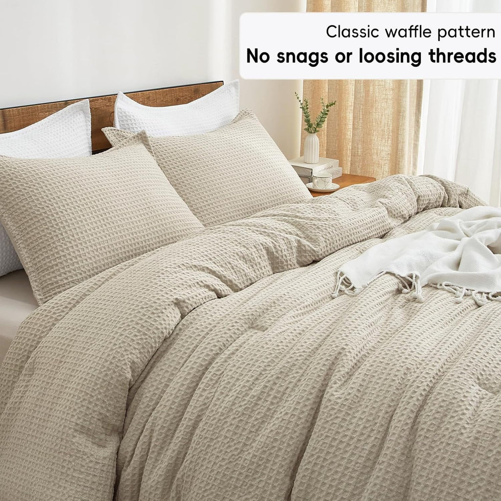 Heavyweight Warmth 3-Piece Waffle Weave Comforter Set Queen Size, Lightweight Comfy Bedding Set for All Season, Ultra Soft Textured 1 Co... - Cloud-Like Soft Lightweight Bed Comforter Detail