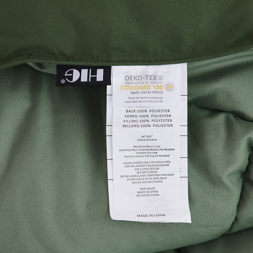 Hypoallergenic Cloud Light Weight Down Alternative Comforter Set, Queen, Green, Reversible - Cloud-Like Soft Lightweight Bed Comforter Detail