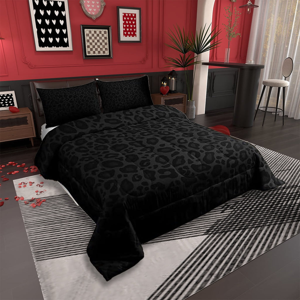 Luxurious Quilted Leopard Print Comforter Set Full Size,Abstract Cheetah Texture Bedding Set,Women Room Decor,Rustic Farmhouse Retro Do... - Cloud-Like Soft Lightweight Bed Comforter Detail