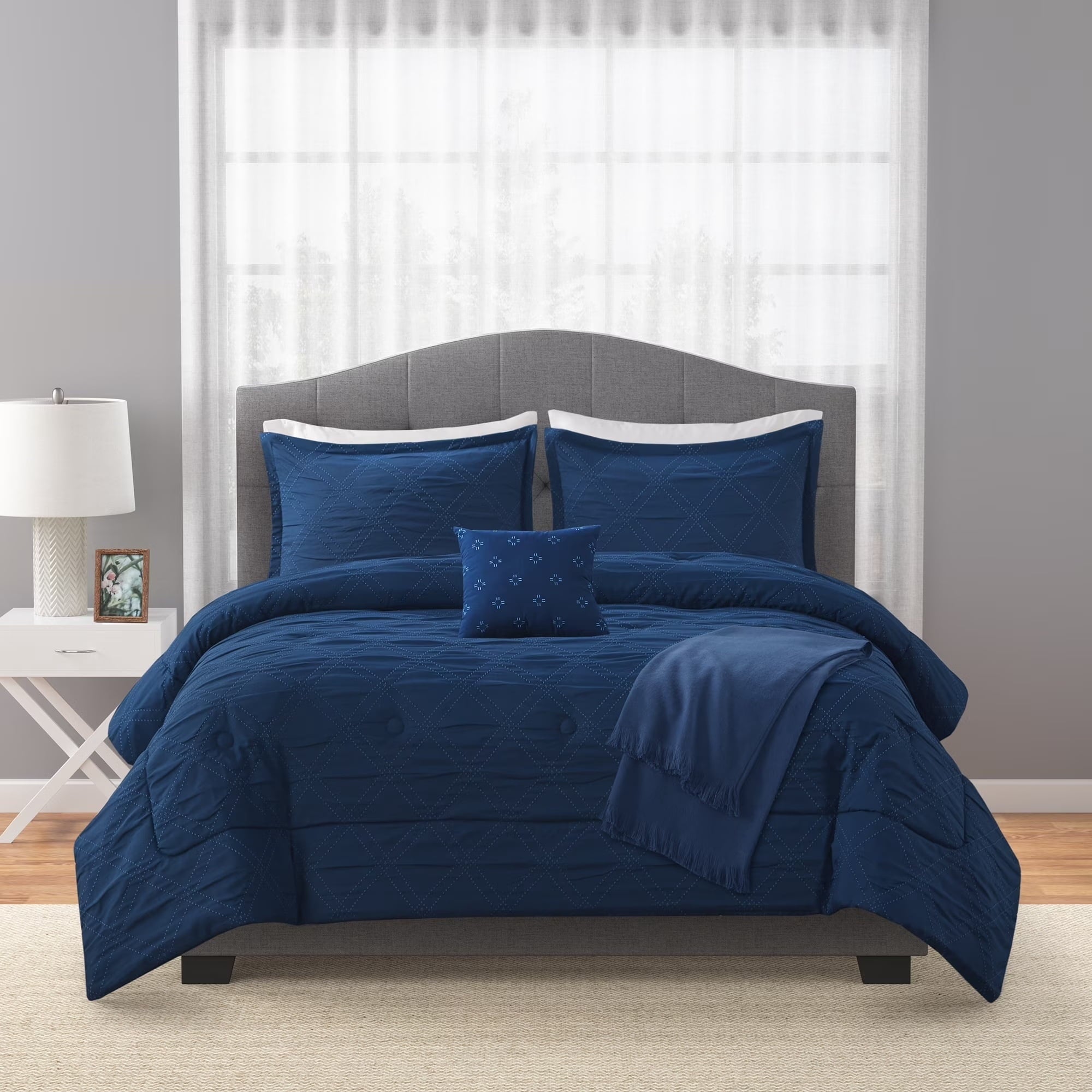 Luxurious Quilted 5-Piece Reversible Comforter Set Navy Cross Stitch Bedding with Decor Pillow and Throw, Full/Queen - Hypoallergenic Ultra-Fluffy Quilt for Winter Detail