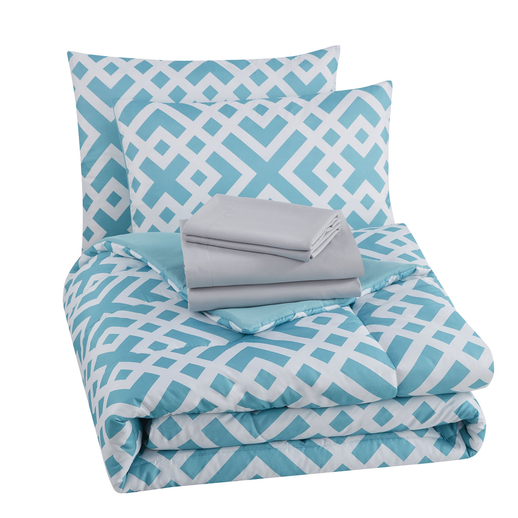 Luxurious Quilted Teal Geometric 6 Piece Bed in a Bag Comforter Set with Sheets, Twin/Twin-XL - Luxurious Quilted Duvet Cover Set Detail