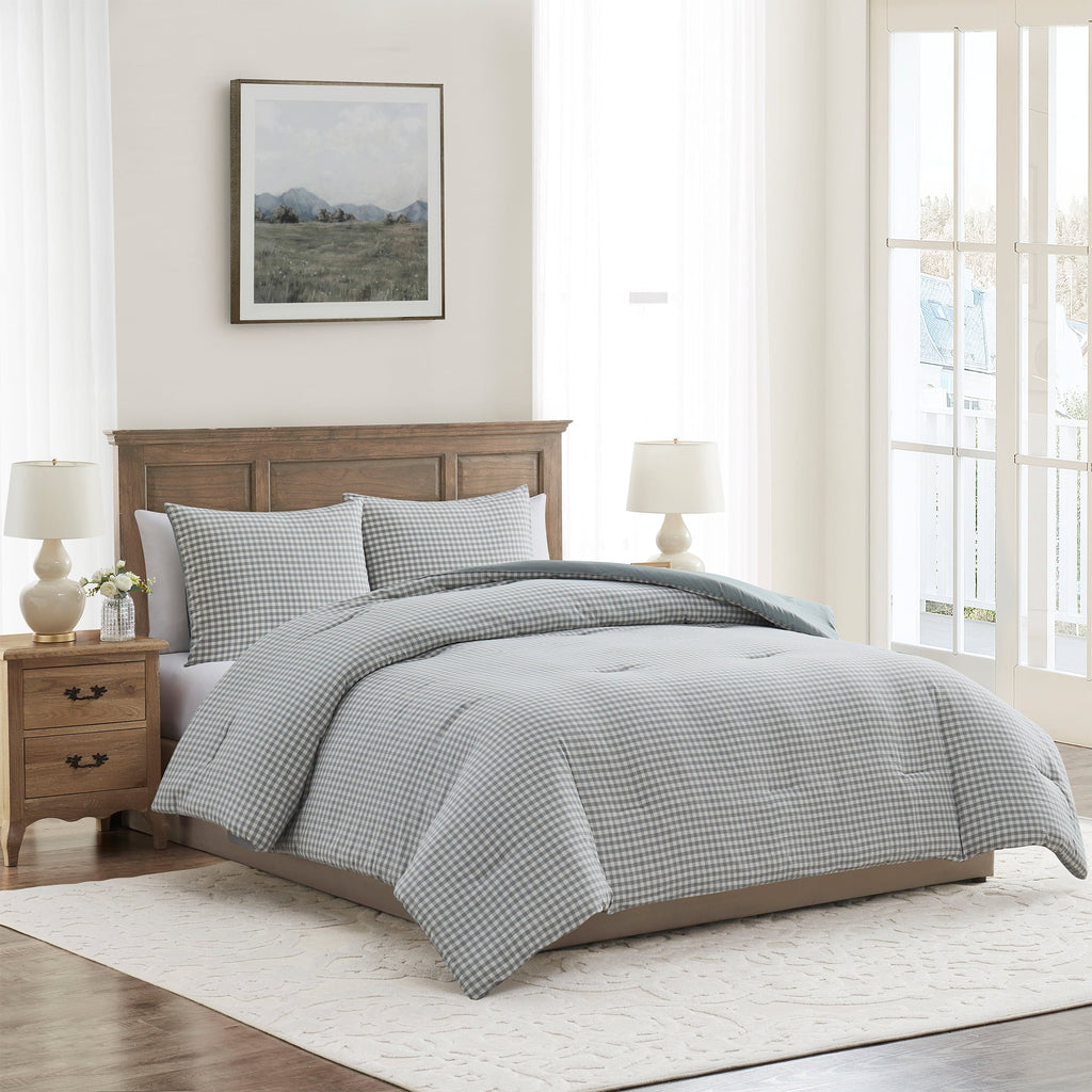 Luxurious Quilted Full/Queen Comforter Set, All-Season, 3-Piece, Green Gingham Plaid - Hypoallergenic Ultra-Fluffy Quilt for Winter Detail