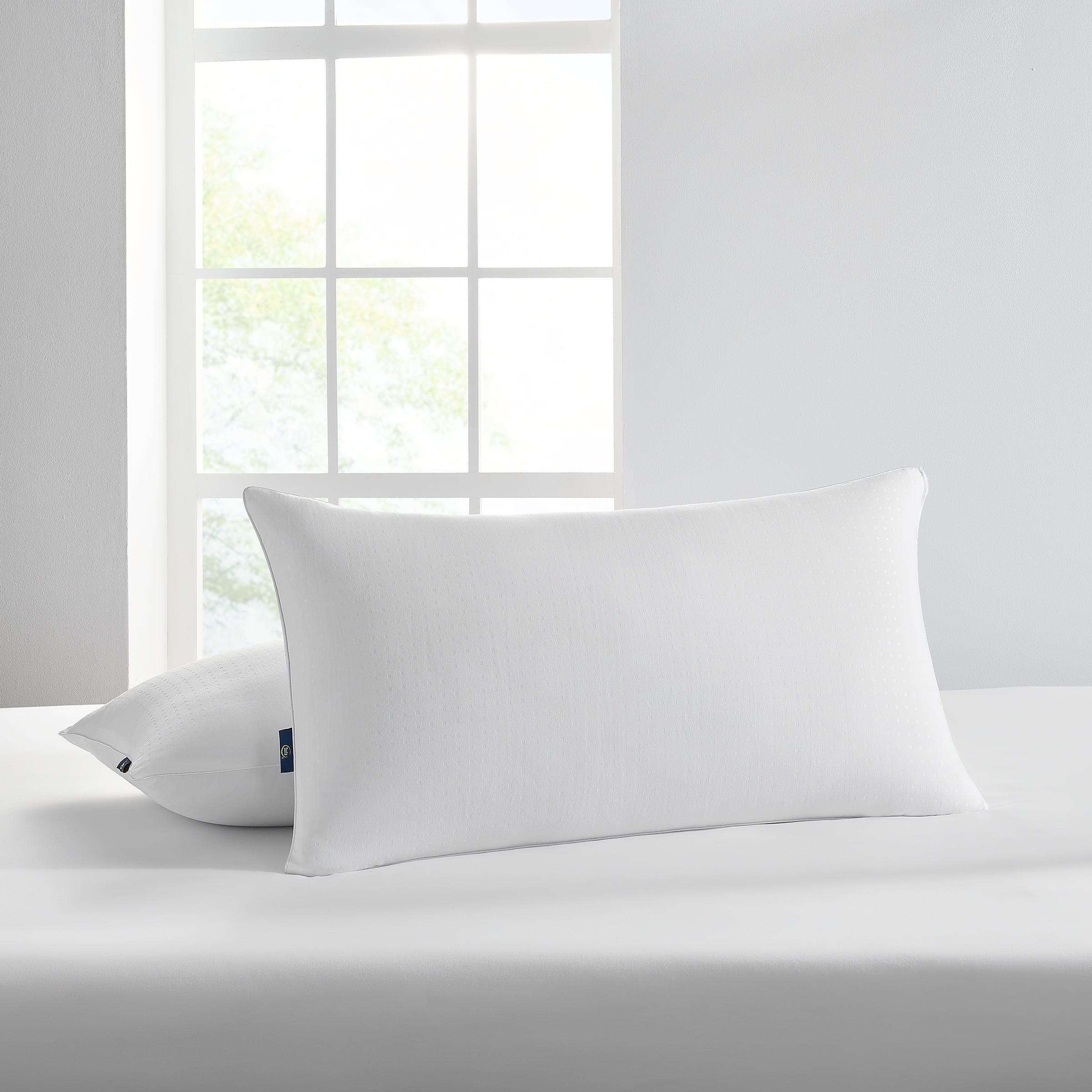 Fluffy Shredded Won't Go Flat Bed Pillow, King, 2 Pack - Ergonomic Memory Foam Pillow for Neck Pain Support Detail