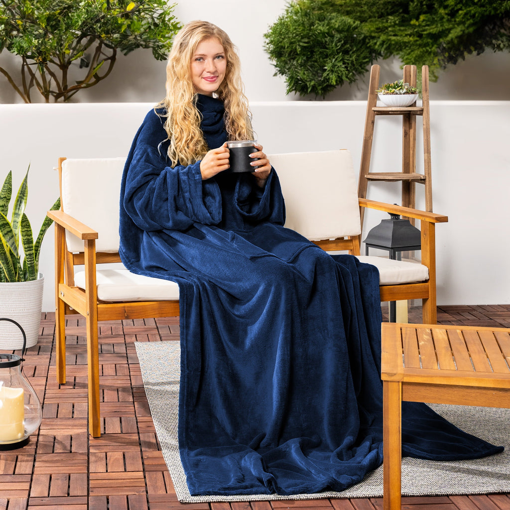 Super Soft Flannel Navy Blue Fleece Wearable Blanket with Sleeves for Adults Women Men, Soft Warm Full Body Wrap Throw, Sweatshirt Pocke... - Super Soft Reversible Sherpa Flannel Blanket Detail