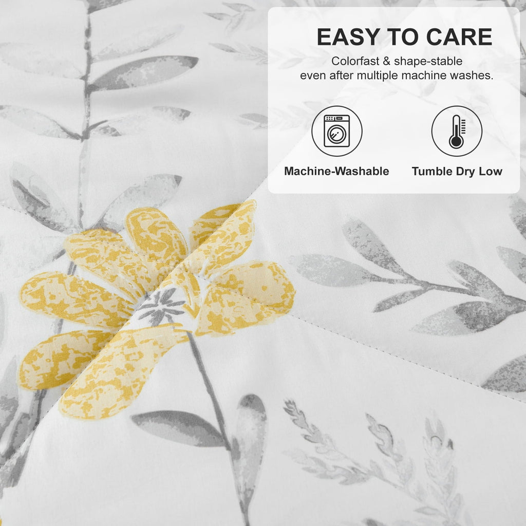 All-Season 3 Piece Comforter Set Queen Yellow Floral Quilt Microfiber Patchwork Bedspread - Hypoallergenic Ultra-Fluffy Quilt for Winter Detail