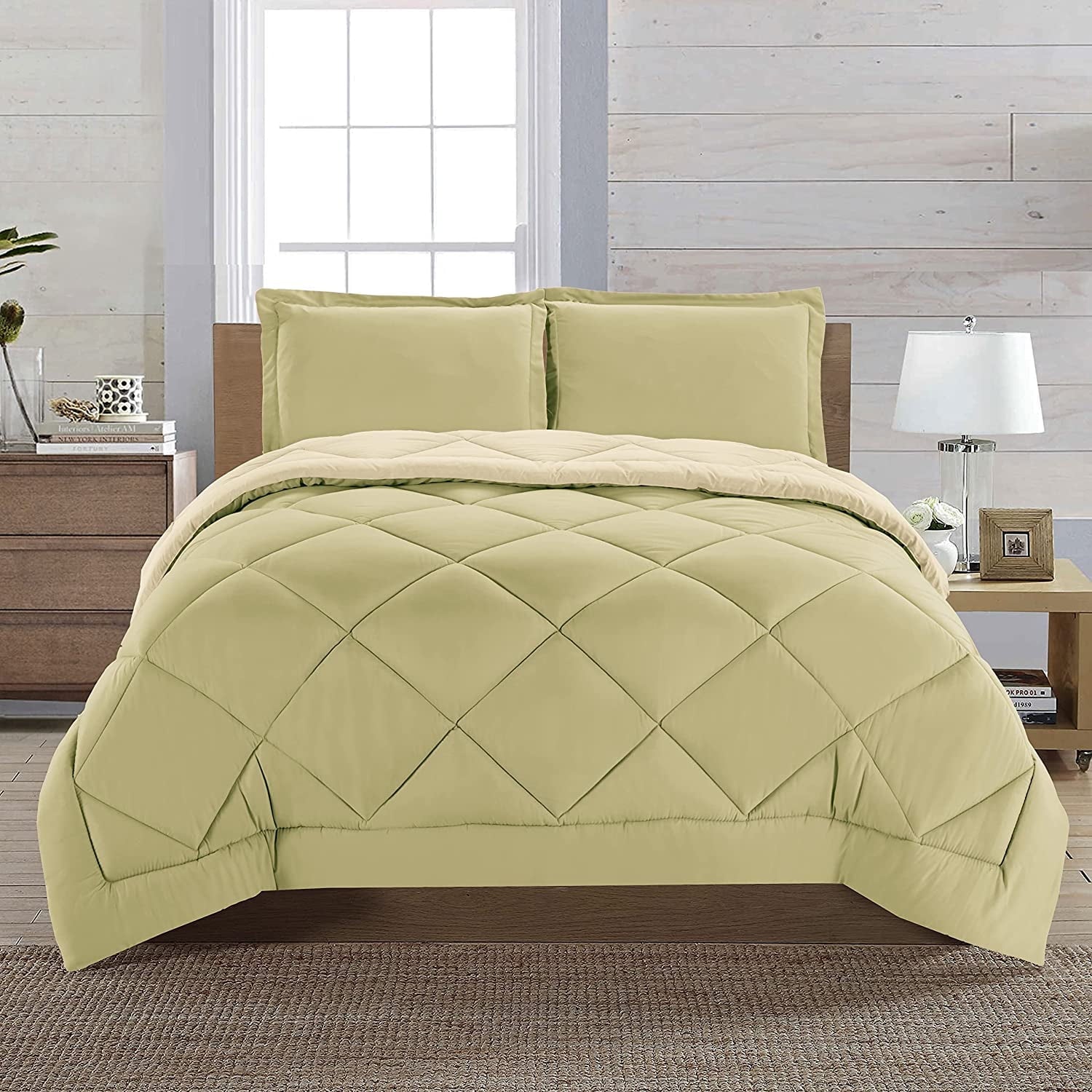 Luxurious Quilted 3-Piece Comforter Set - Reversible, Box Stitched Down Alternative, King/California King, All Season Suitable, Sage/Cream - All-Season Down Alternative Comforter Insert Detail