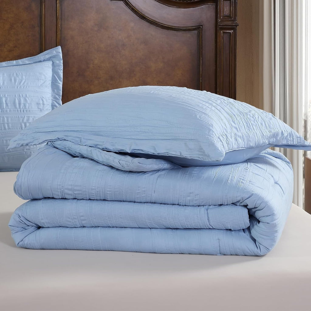 Hypoallergenic Cloud Queen Comforter Set Chambray Blue, 3 Pieces Comforter Set, All Season Lightweight Soft Embossed Bedding (86" x 88" Co... - Hypoallergenic Ultra-Fluffy Quilt for Winter Detail