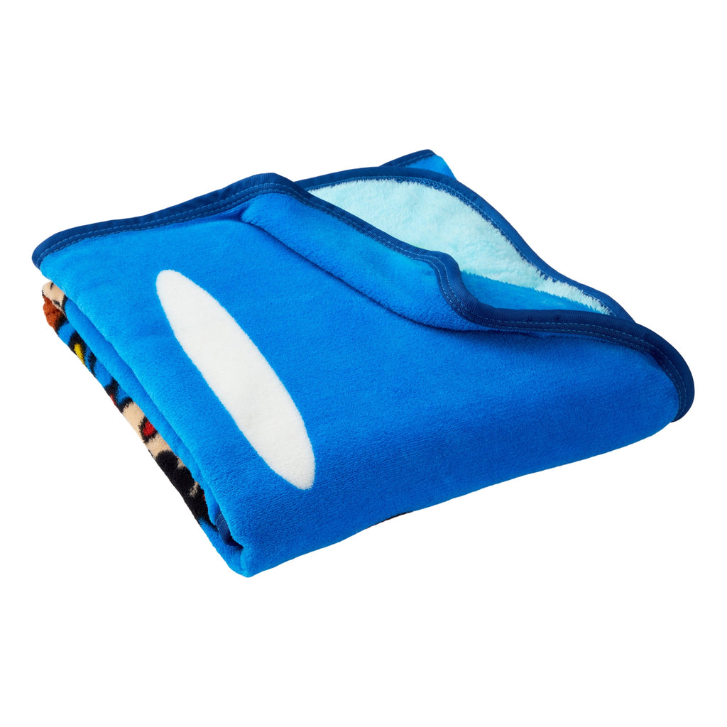 Lightweight Warm Kids Fleece Throw Blanket 46x60, Nintendo - Super Soft Reversible Sherpa Flannel Blanket Detail