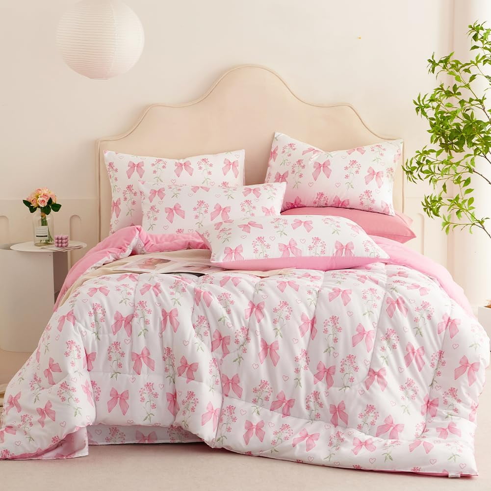 All-Season Pink Bowknot Girls Comforter Set Twin Size, 3 Pieces Bows Princess Style Bedding Set for Girls for All Season - All-Season Down Alternative Comforter Insert Detail
