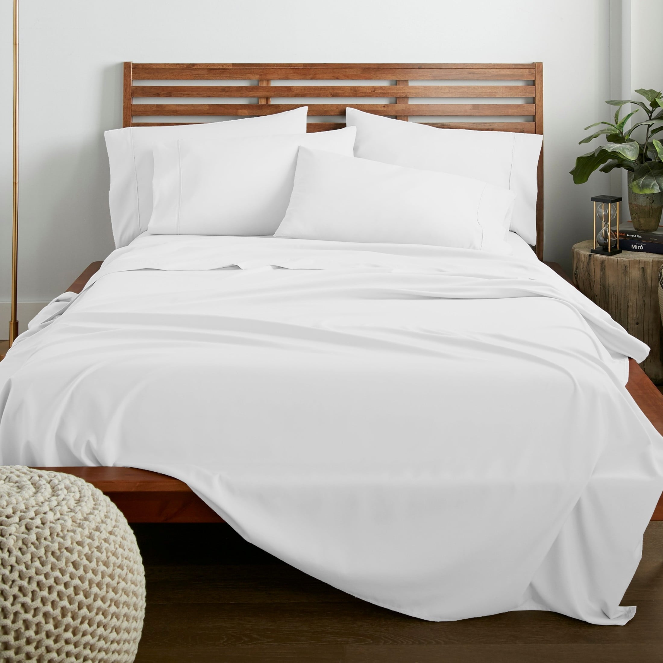 Wrinkle-Resistant Queen Size 6 Piece Bed Sheet Set White - Ultra Soft Microfiber Deep Pocket Wrinkle Free - Breathable Egyptian Cotton Flat & Fitted Sheets Detail