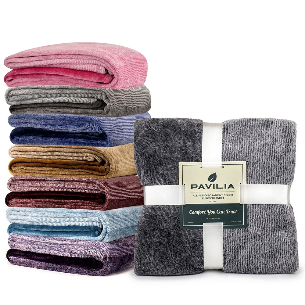 Reversible Sherpa Flannel Fleece Ombre Throw Blanket for Couch | Super Soft Cozy Microfiber Couch Blanket | Gradient Decorative Accent ... - Super Soft Reversible Sherpa Flannel Blanket Detail
