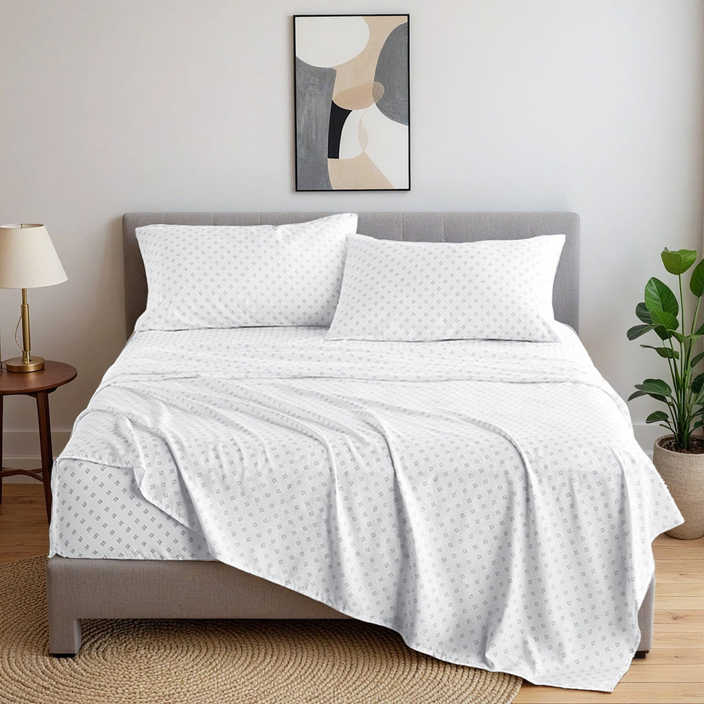Luxurious Quilted Queen Size Comforter Set, 7-Piece Reversible Bed in a Bag with Sheets, Navy - Hypoallergenic Ultra-Fluffy Quilt for Winter Detail