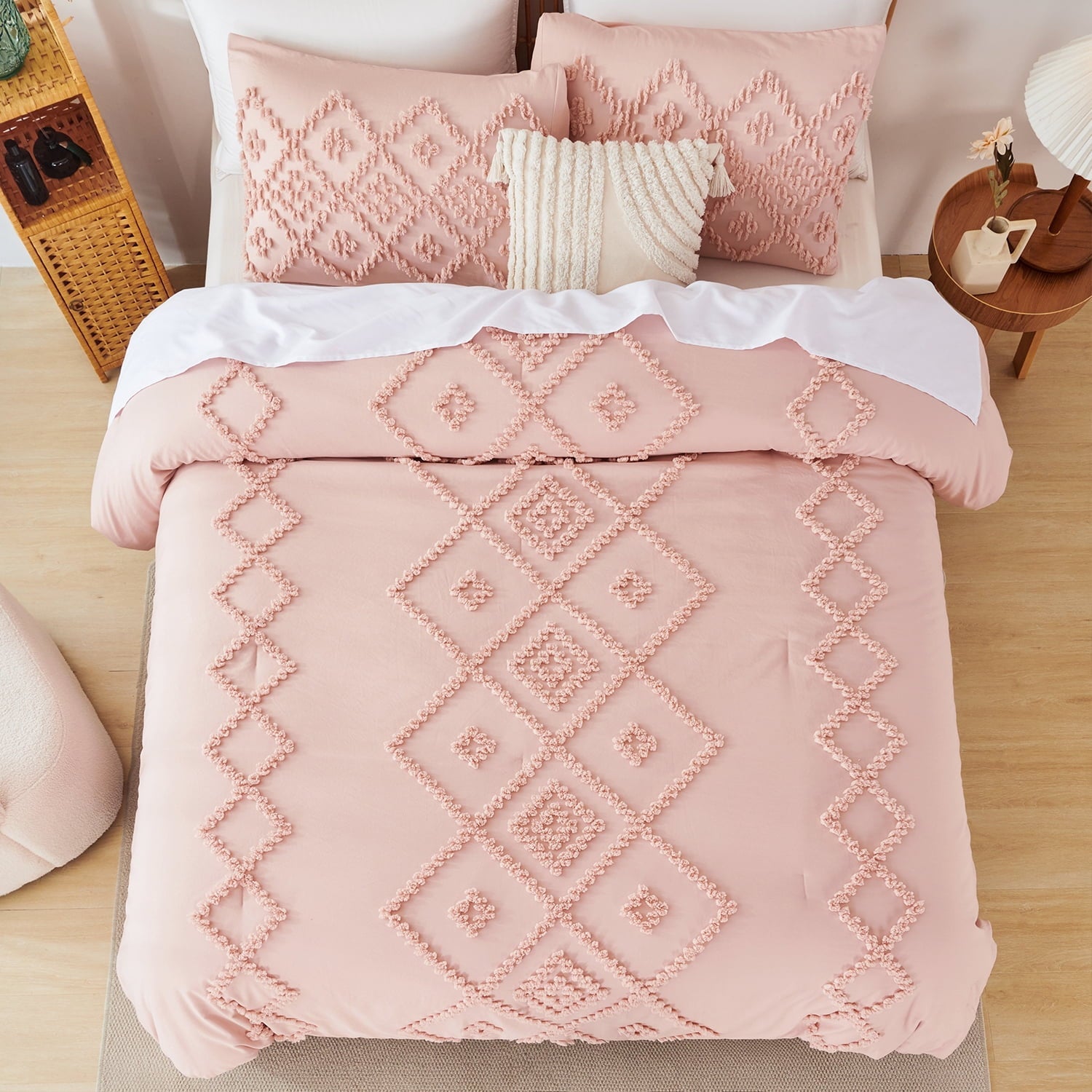 Hypoallergenic Cloud Pink Diamond Jacquard Comforter Set Queen 3 Pcs Bohemian Tufts Quilt Set for Kids Girls Adult 100% Soft Microfiber Be... - Luxurious Quilted Duvet Cover Set Detail