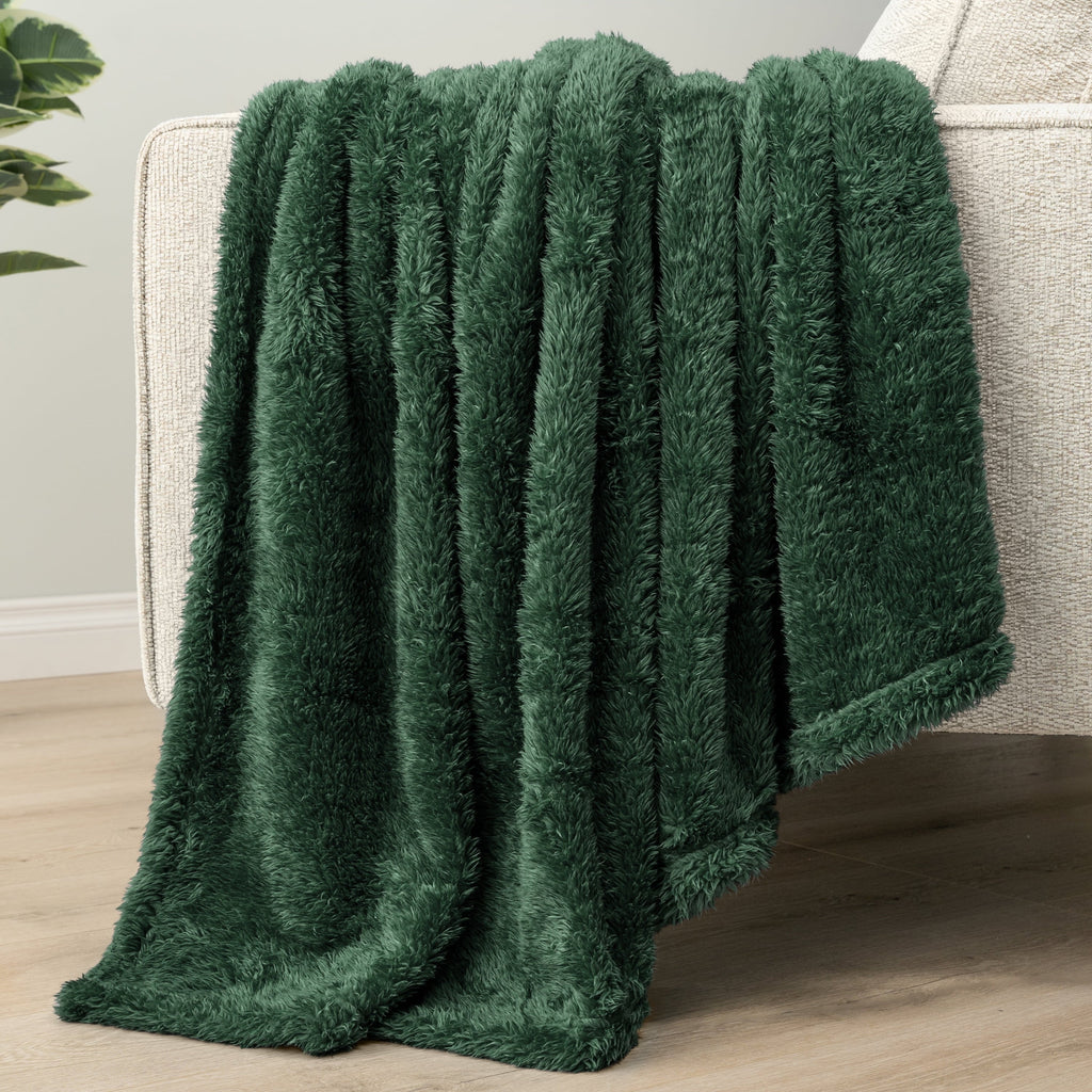 Decorative Knitted Sherpa Throw Blanket For Couch Sofa, Emerald Green Fluffy Warm Plush Blanket for Bed, Cozy Super Soft Lightweight Thr... - Lightweight Plush Warm Blanket for All Seasons Detail