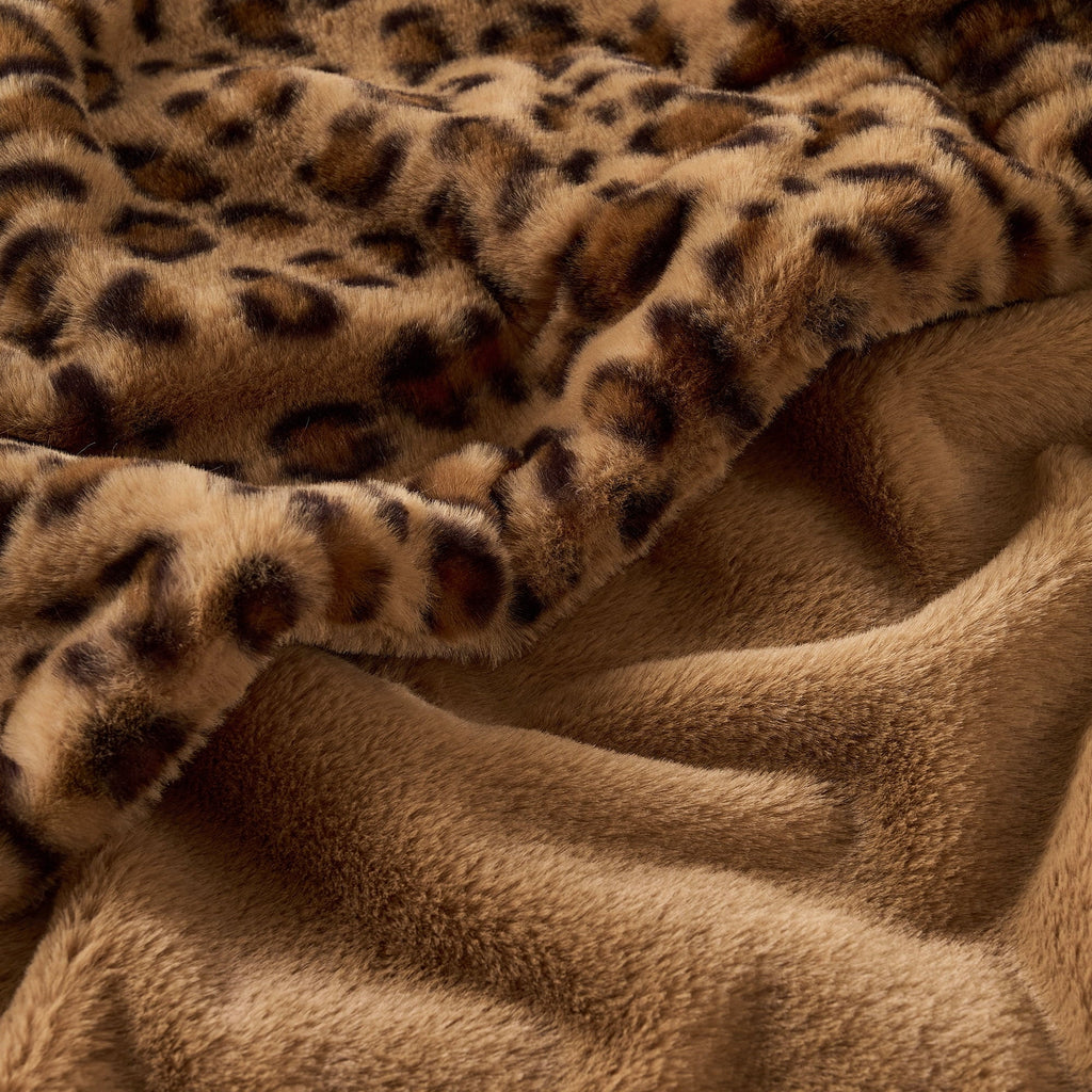 Lightweight Warm Leopard Print Throw Blanket Soft Cozy Fluffy Plush Cheetah Print Blanket for Home Decor,50"x60",Brown - Super Soft Reversible Sherpa Flannel Blanket Detail