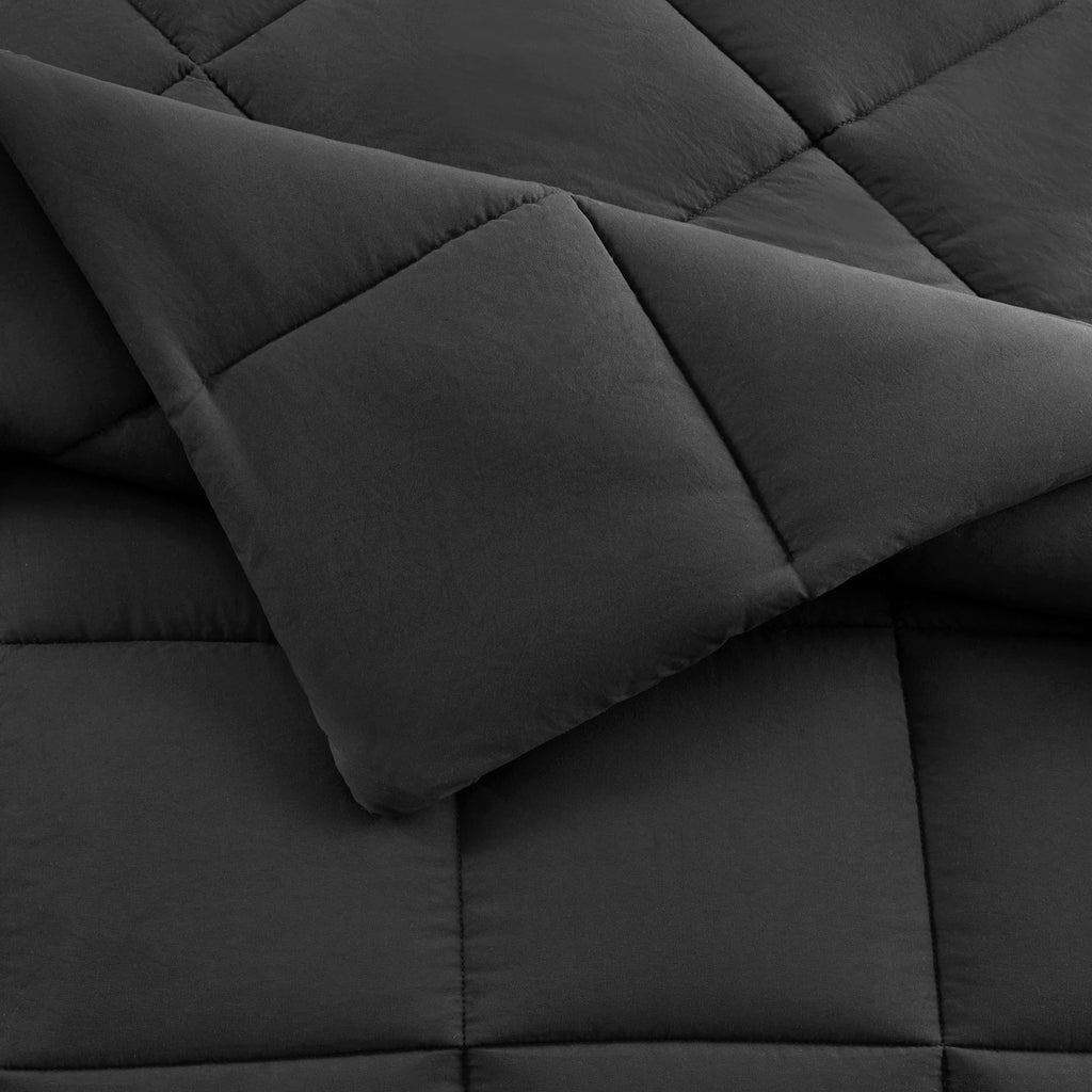 Fluffy Down Alternative All in One Down Alt Reversible Comforter and Sheet set- 5 Piece, Twin, Black - Cloud-Like Soft Lightweight Bed Comforter Detail