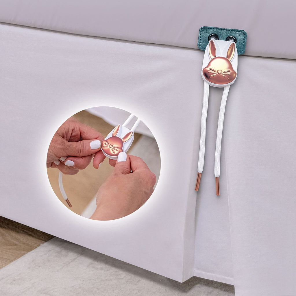 Breathable Luxury Fitted Bed Sheet With Built-In Compression Cord Locks On Mattresses & Won’t Slip - Luxury Bed Sheet Set with Deep Pockets Detail