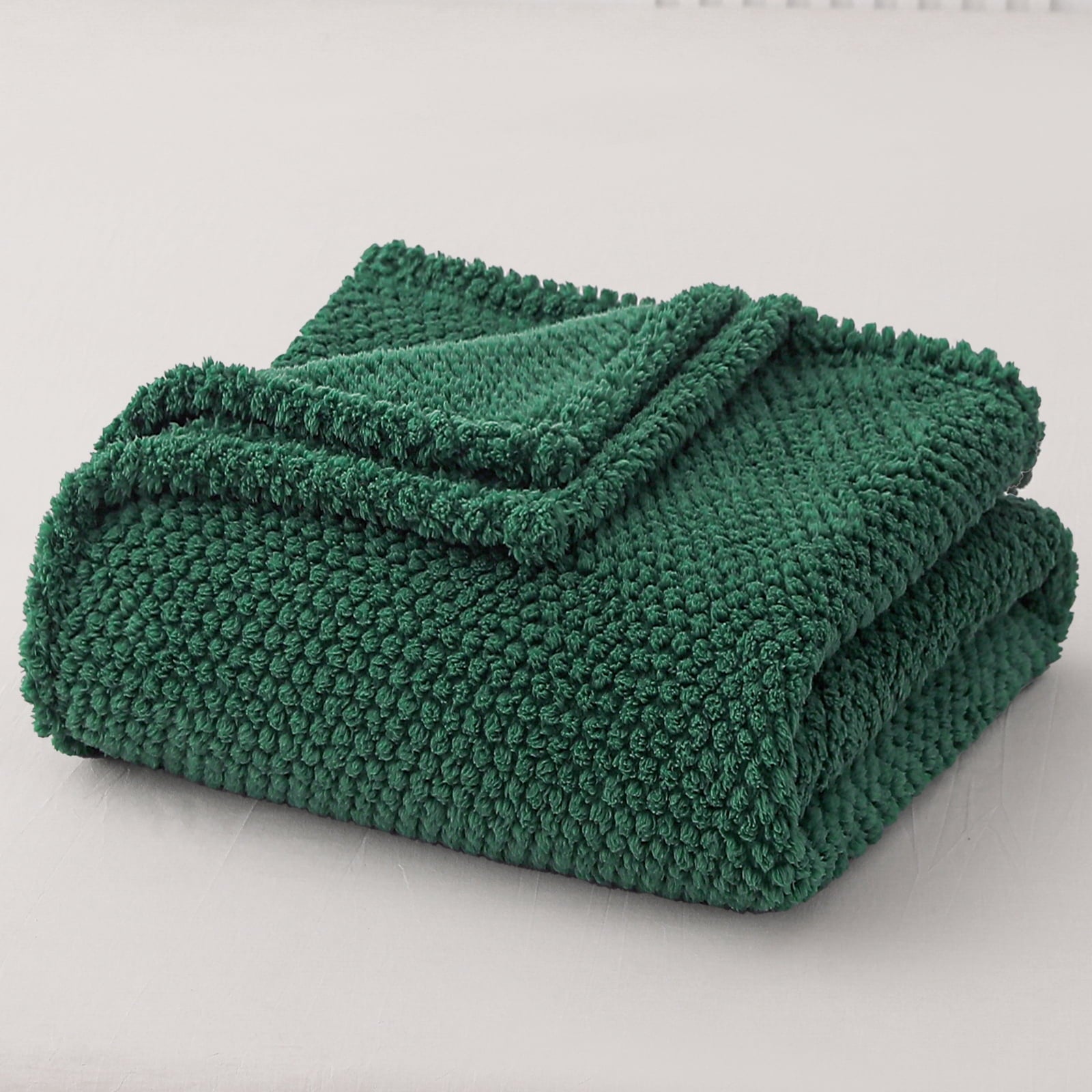 Reversible Sherpa Fuzzy Fleece 50"x70" Throw Blanket for Couch, Fluffy Warm Soft Jacquard Blankets for Fall Winter, Lightweight and Coz... - Super Soft Reversible Sherpa Flannel Blanket Detail