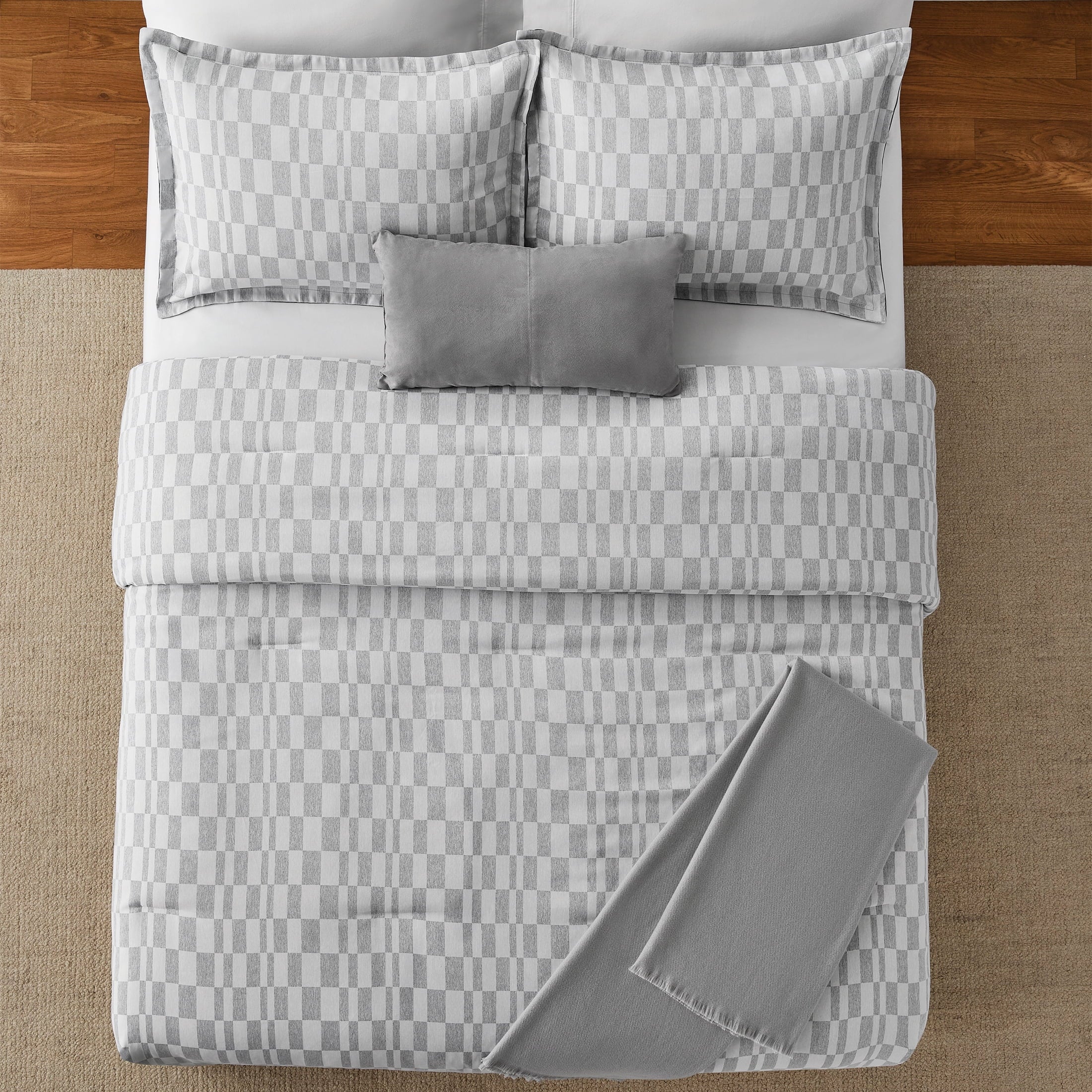 Fluffy Down Alternative Full/Queen Comforter Set, All-Season, 5-Piece, Soft Silver Check - Cloud-Like Soft Lightweight Bed Comforter Detail