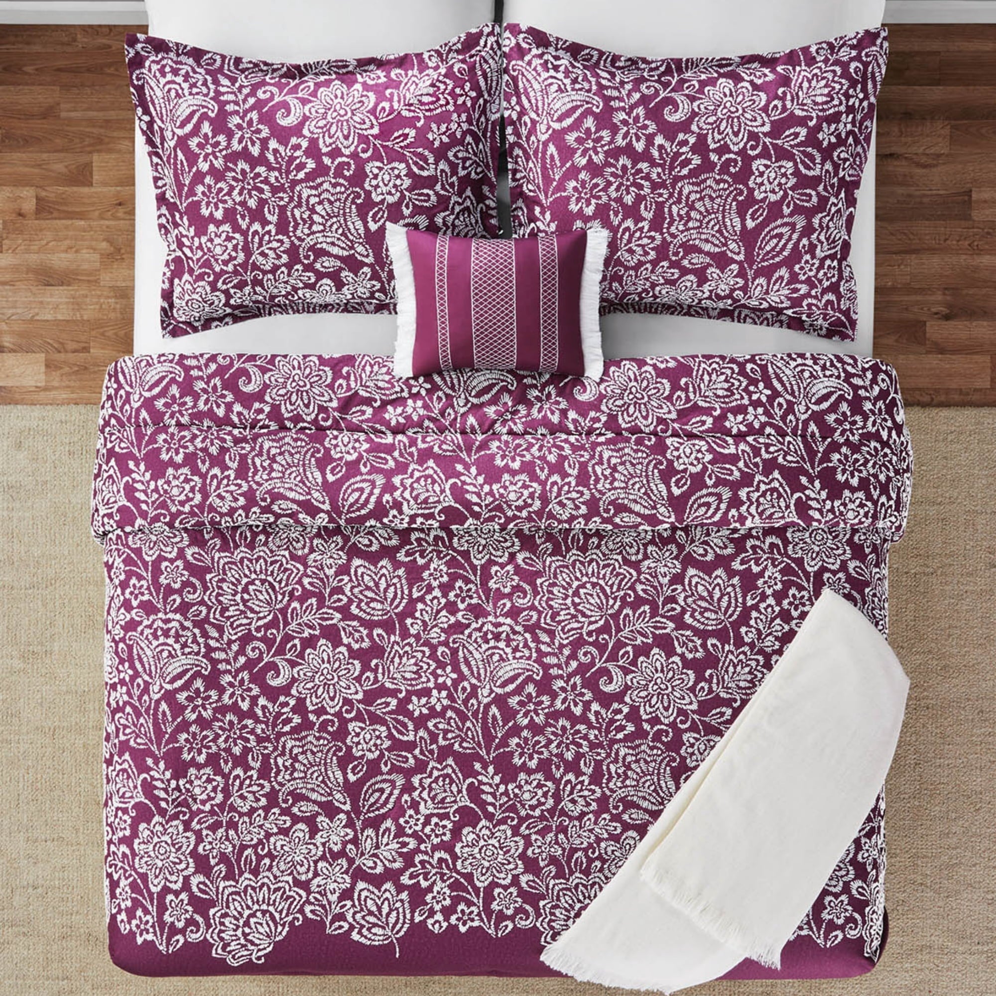 All-Season 5-Piece Jacquard Comforter Set with Decor Pillow and Throw Purple Flocking Embroidery Bedding Set, Full/Queen - Luxurious Quilted Duvet Cover Set Detail