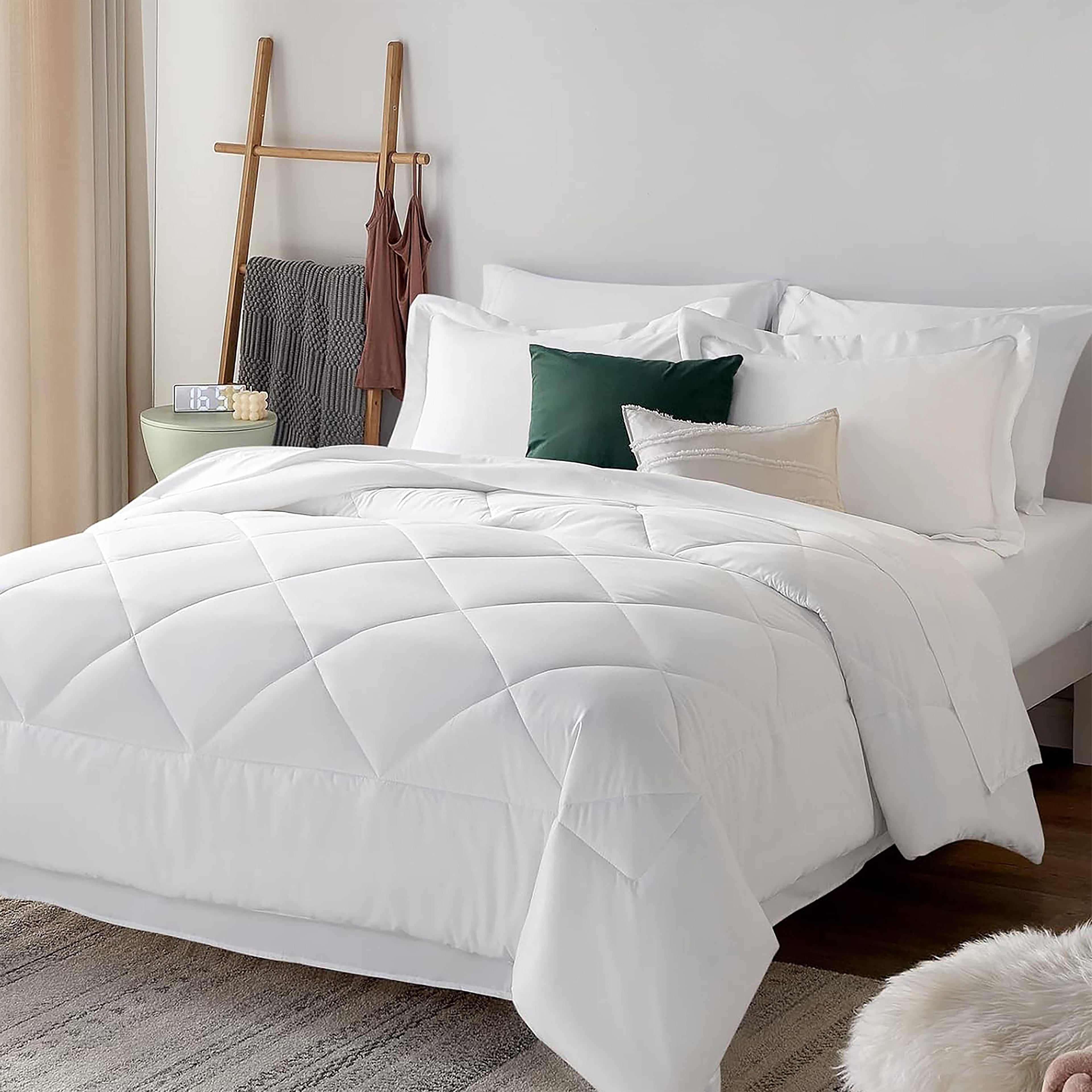 Heavyweight Warmth Comforter Set 7-Piece Bed in a Bag - Adult, White, Queen - Hypoallergenic Ultra-Fluffy Quilt for Winter Detail