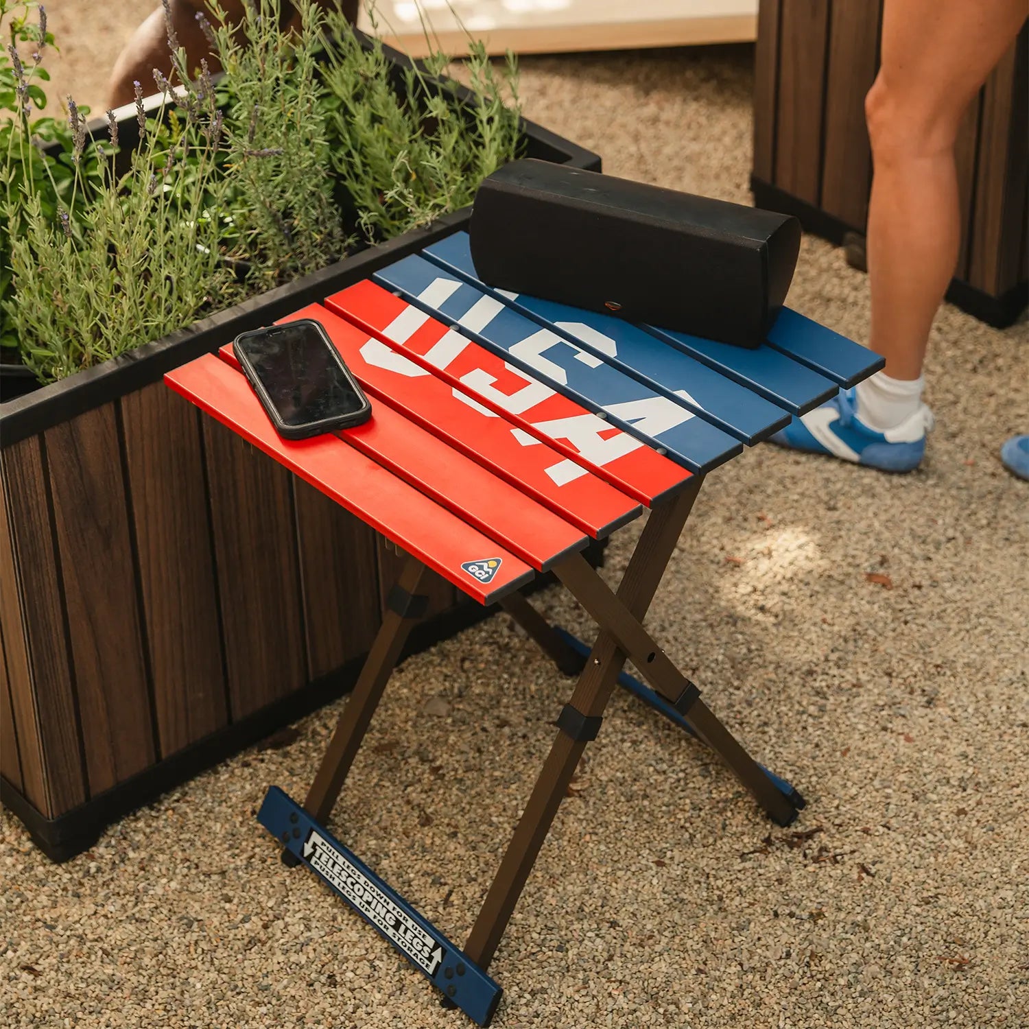 Heavy-Duty Grilling Compact Camp Table 20 - USA Anniversary Deluxe - Choice 757 - Master Outdoor Kitchen Station for Tailgating & BBQ Detail