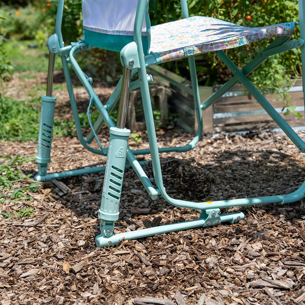 Smooth Motion Freestyle Rocker Elite - Choice 460 - RoadTrip Rocker Smooth Motion Camp Chair Detail