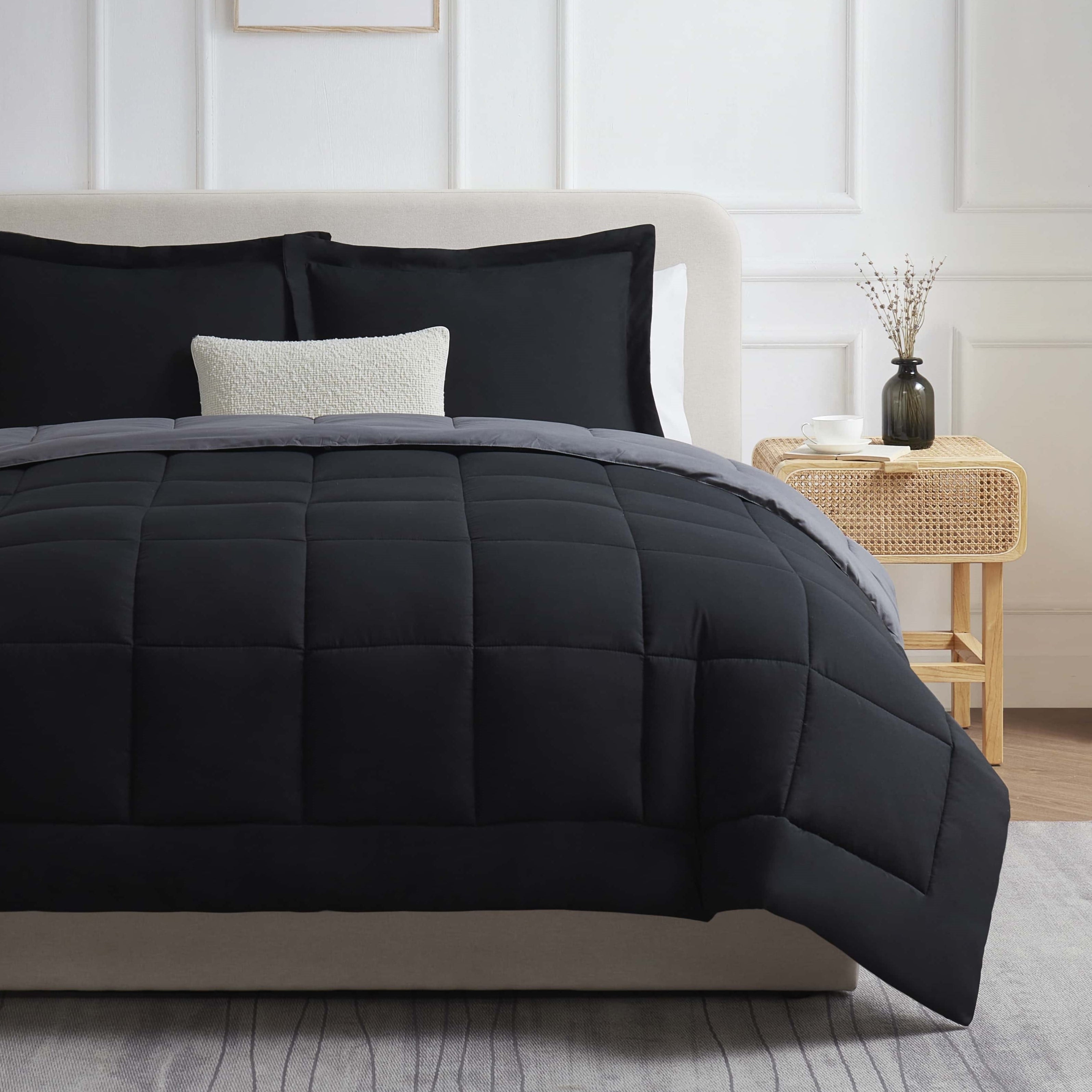 Fluffy Down Alternative Queen Comforter Set, 3 Piece Bed in a Bag, Reversible Down Alternative Bedding Set, Black & Gray - Luxurious Quilted Duvet Cover Set - Default Title