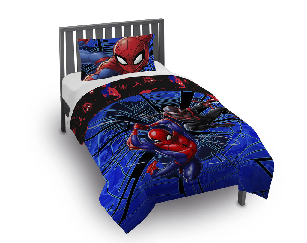 Luxurious Quilted Spiderman Techno City Kids 2 Piece Blue Reversible Comforter and Pillowcase Set, Twin/Full - All-Season Down Alternative Comforter Insert - Default Title