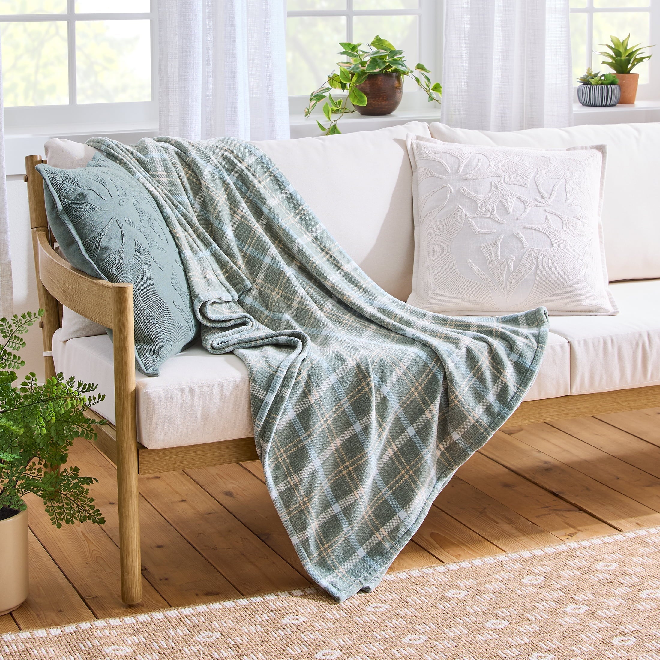 Cozy Fleece Woven Chenille Plaid Throw Blanket, Green River , 50x72 Inches - Lightweight Plush Warm Blanket for All Seasons - Default Title