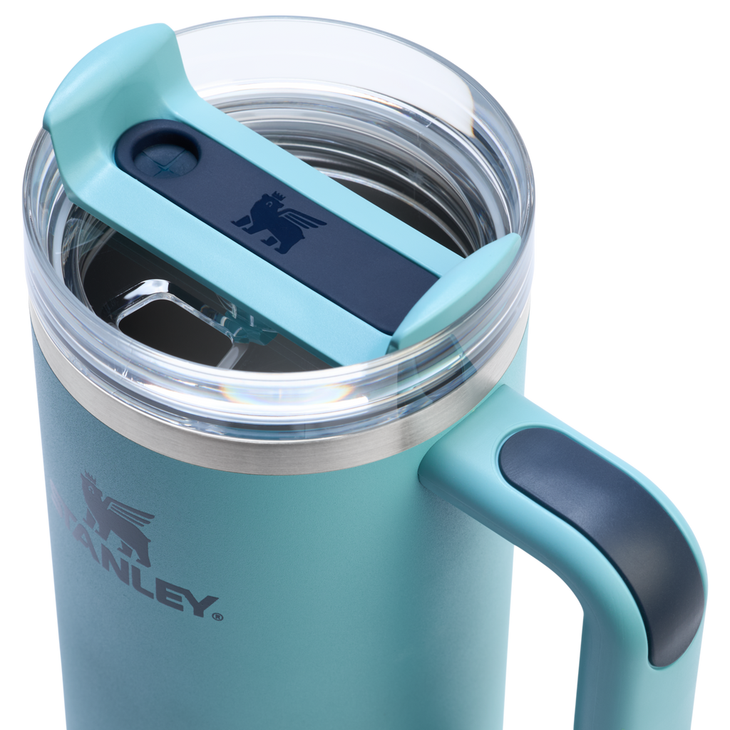 Double-Wall Vacuum The Quencher H2.0 Flowstate Tumbler | Stanley Create D331C - Double-Wall Vacuum Insulated Travel Tumbler with Straw Detail