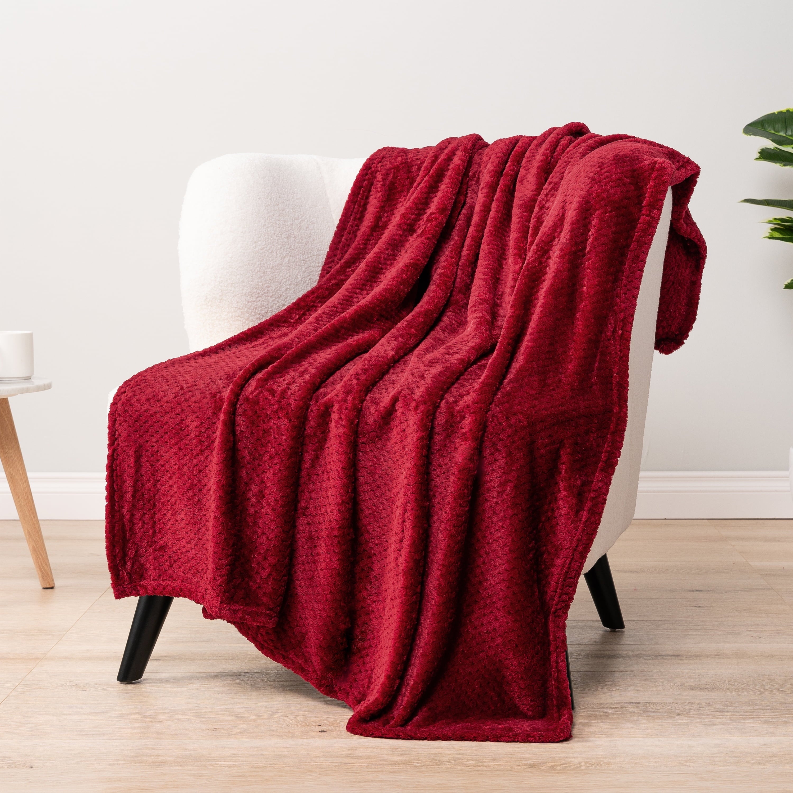 Cozy Fleece Maroon Red Throw Blanket for Couch, Twin Bed, Soft Fleece Throws for Sofa Chair, Fuzzy Waffle Textured Blanket, Cozy ... - Lightweight Plush Warm Blanket for All Seasons Detail