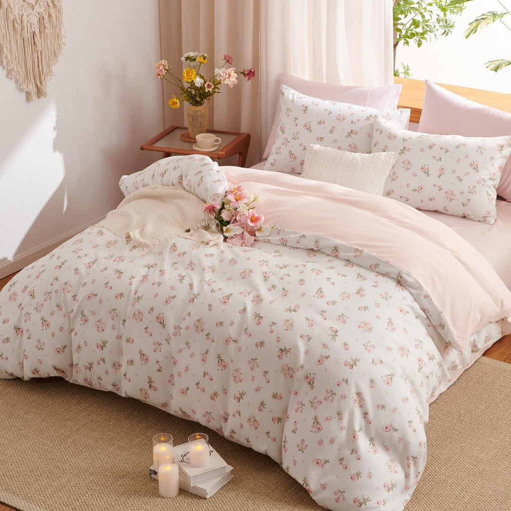Hypoallergenic Cloud Pink loyalty Floral Comforter Queen Sets, 3 Pieces Chic Botanical Pink White Floral Reversible Comforter for All Season - All-Season Down Alternative Comforter Insert Detail