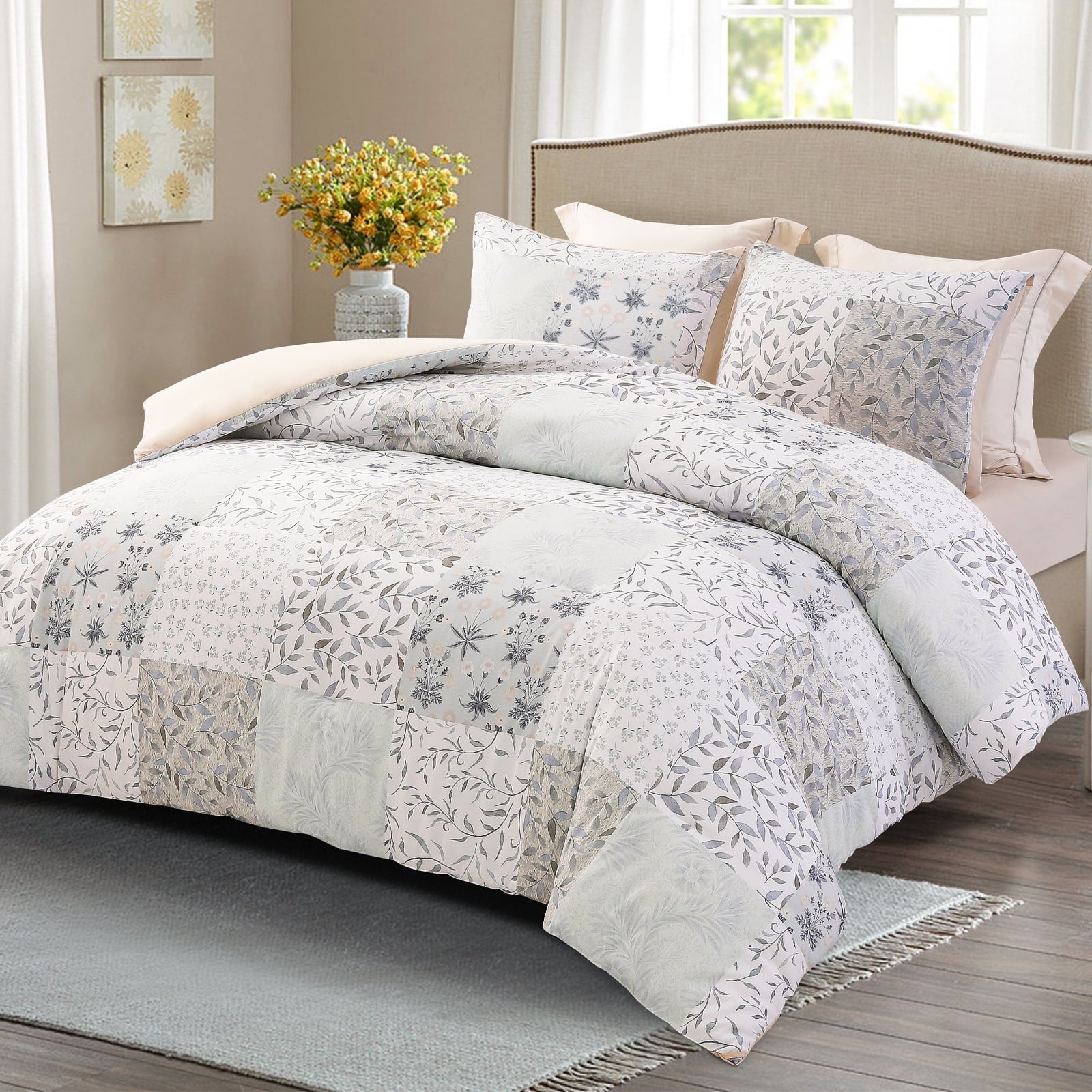 Hypoallergenic Cloud 3-Piece Patchwork King Size Comforter Set, Microfiber Bedding Down Alternative Comforter for All Seasons with 2 Pillo... - All-Season Down Alternative Comforter Insert Detail